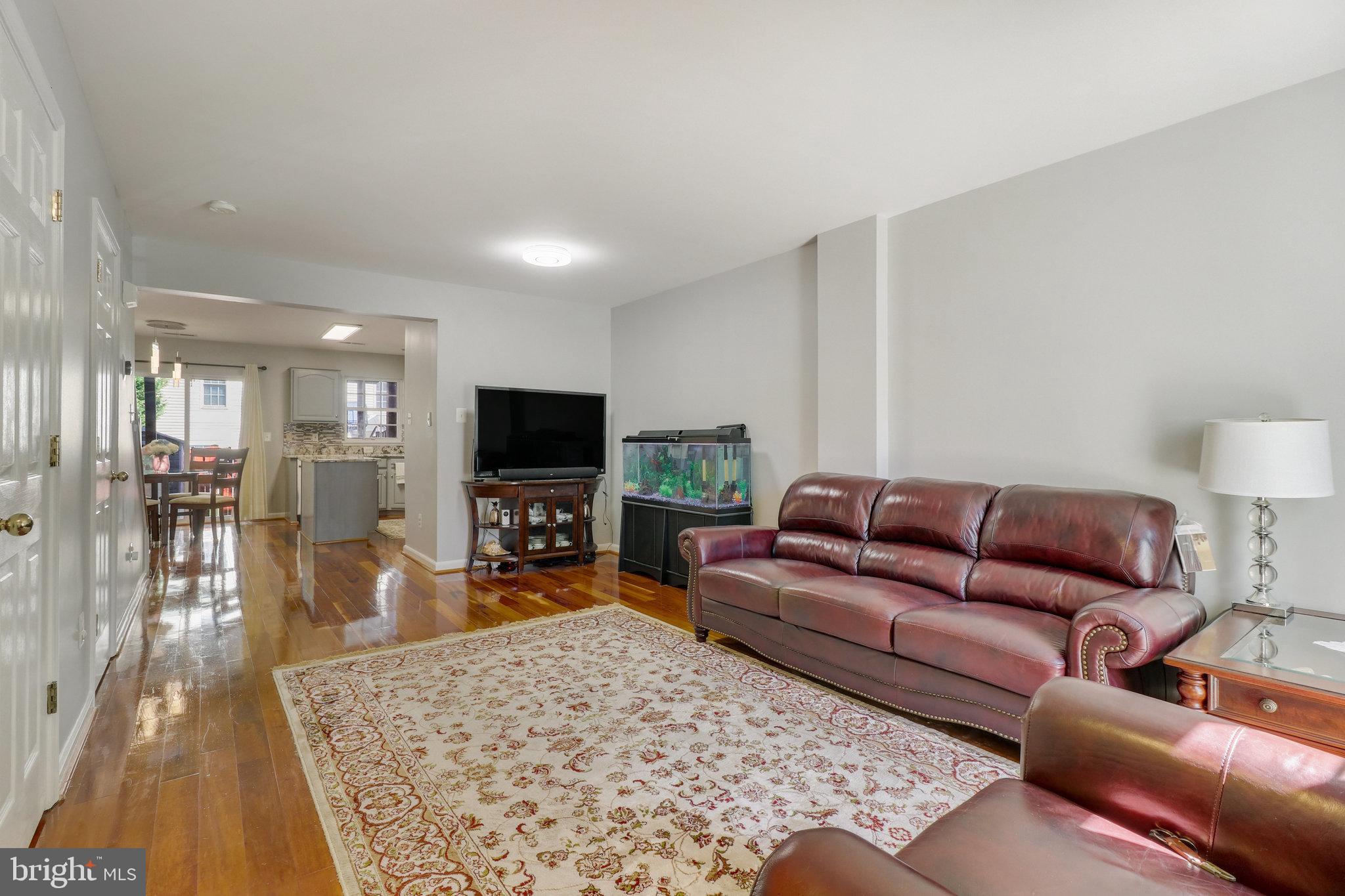 SOUTH RIDING - Residential