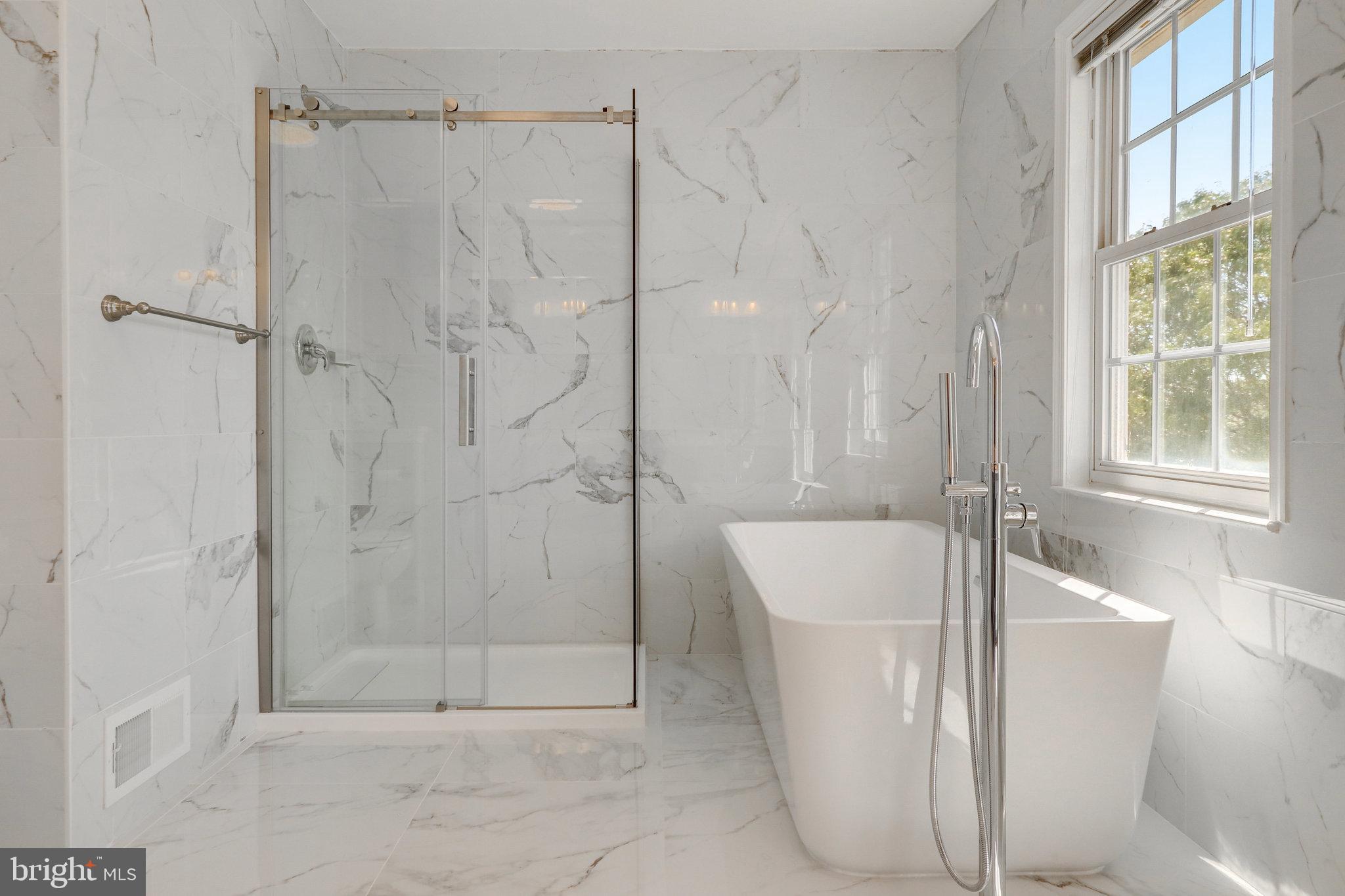 SOUTH RIDING - Residential