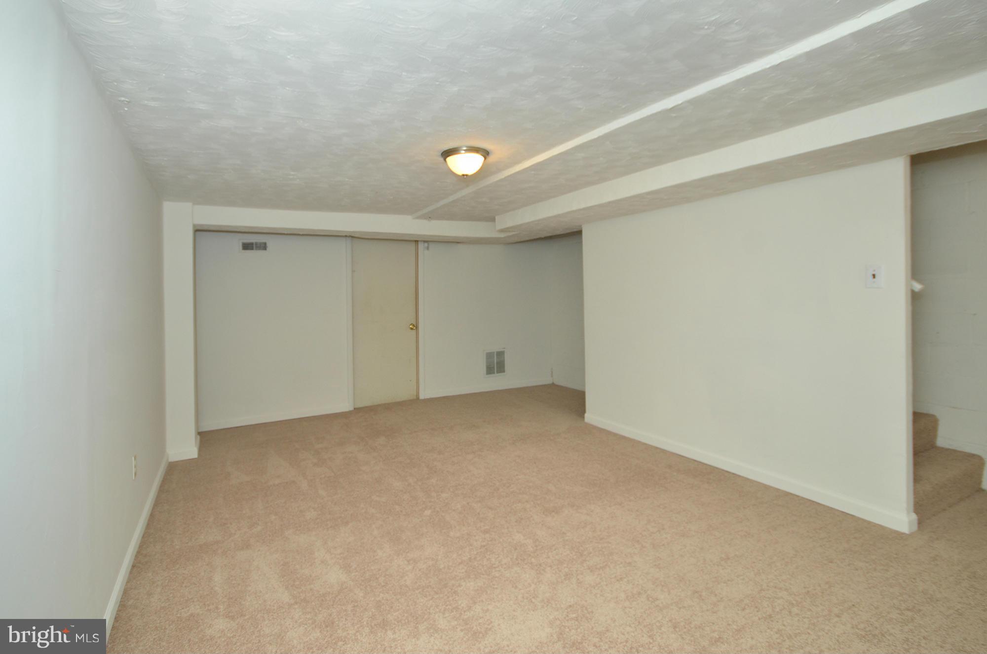 FLANNERY LANE - Residential