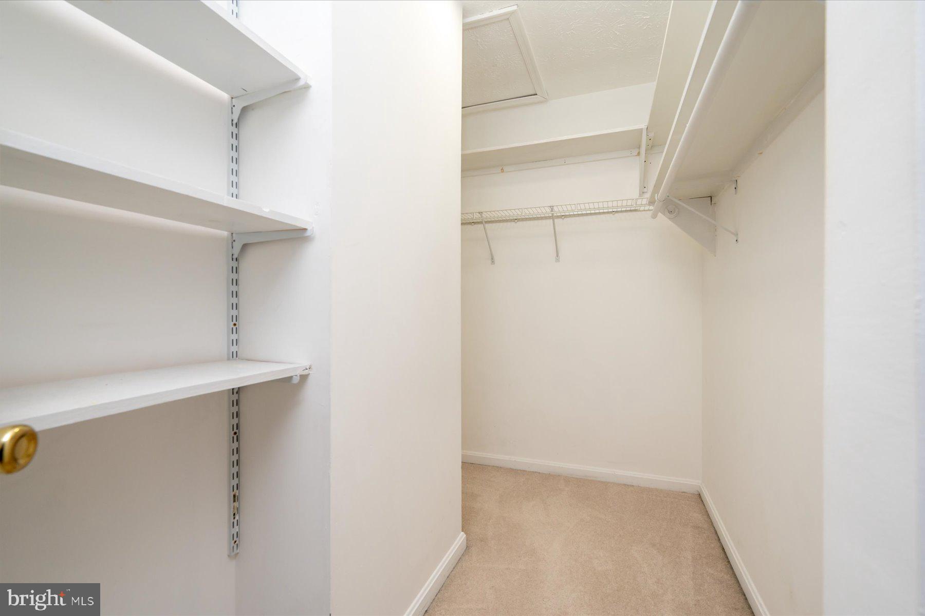 ANNAPOLIS OVERLOOK - Residential