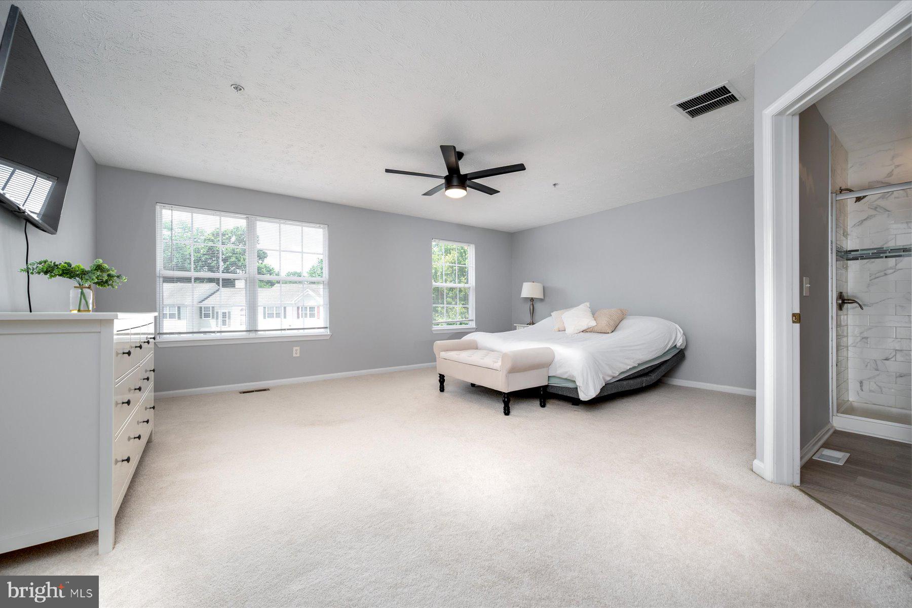 50 AMBERSTONE COURT E