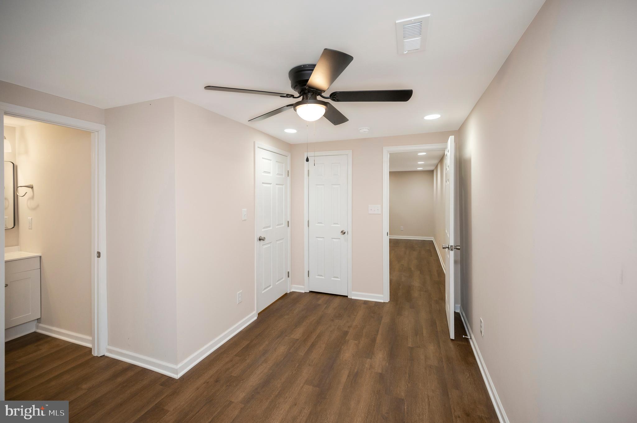 LITTLE ACRES - Residential