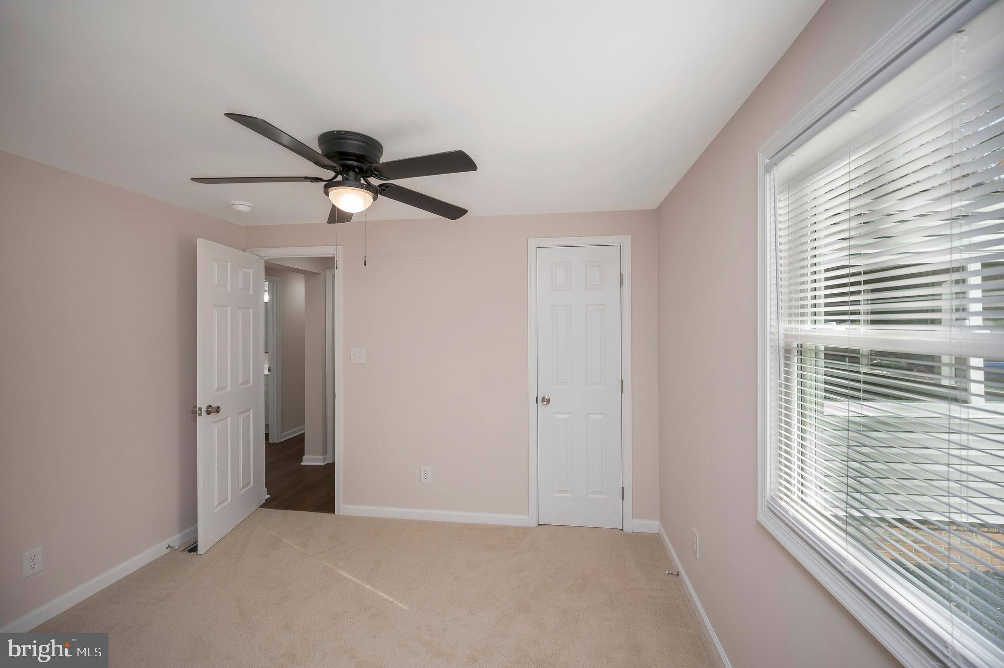 LITTLE ACRES - Residential