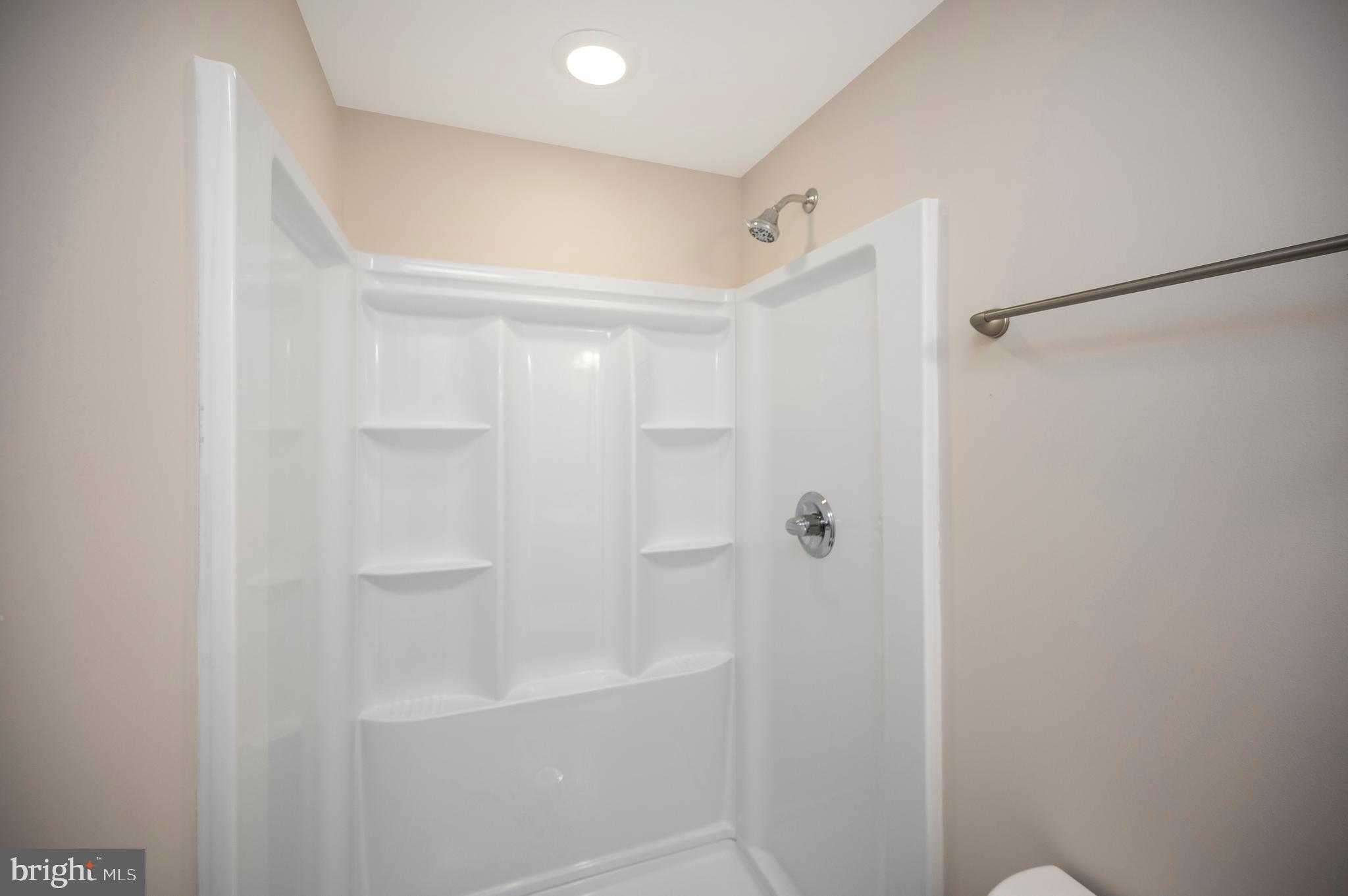 LITTLE ACRES - Residential