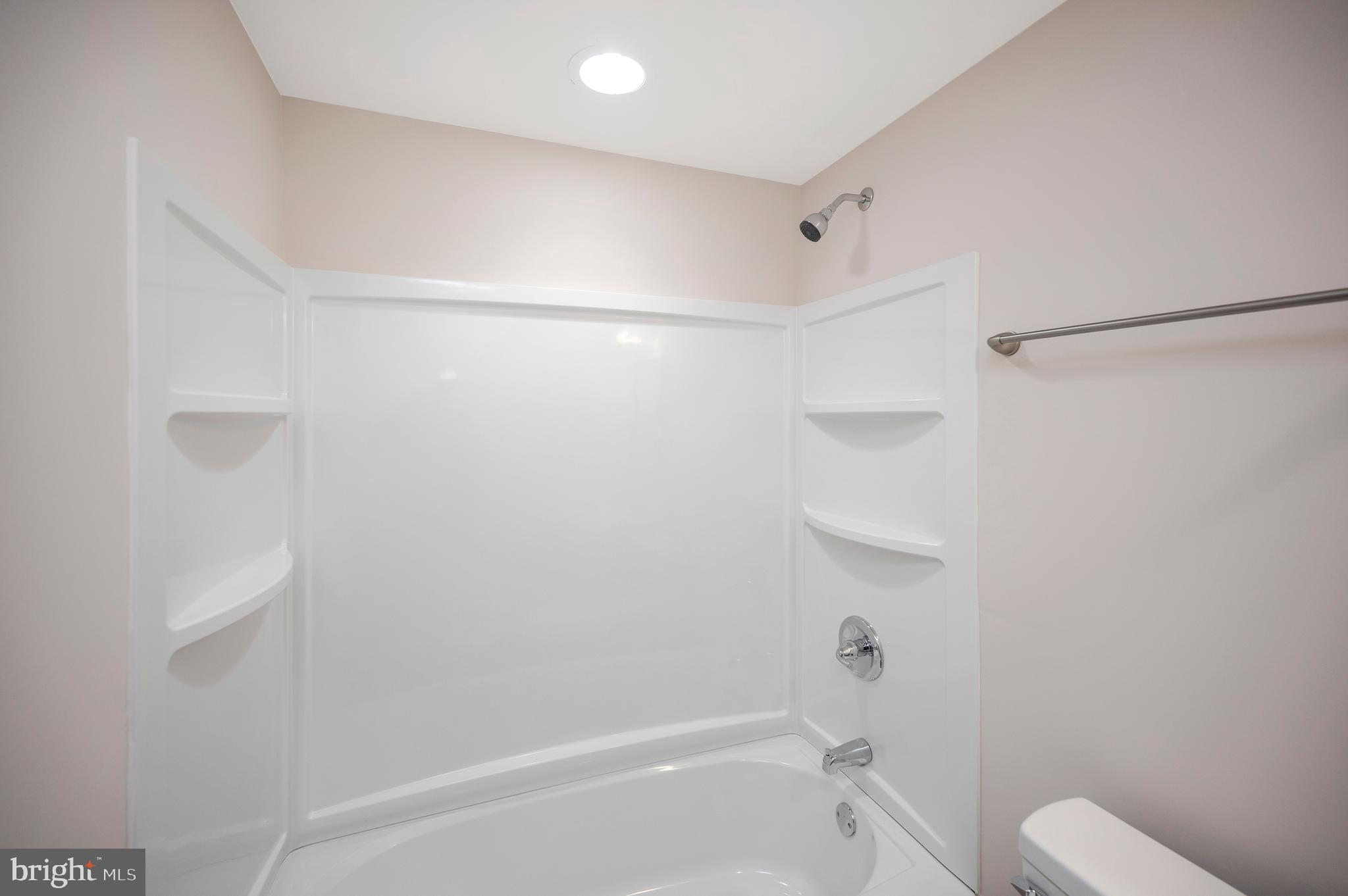 LITTLE ACRES - Residential