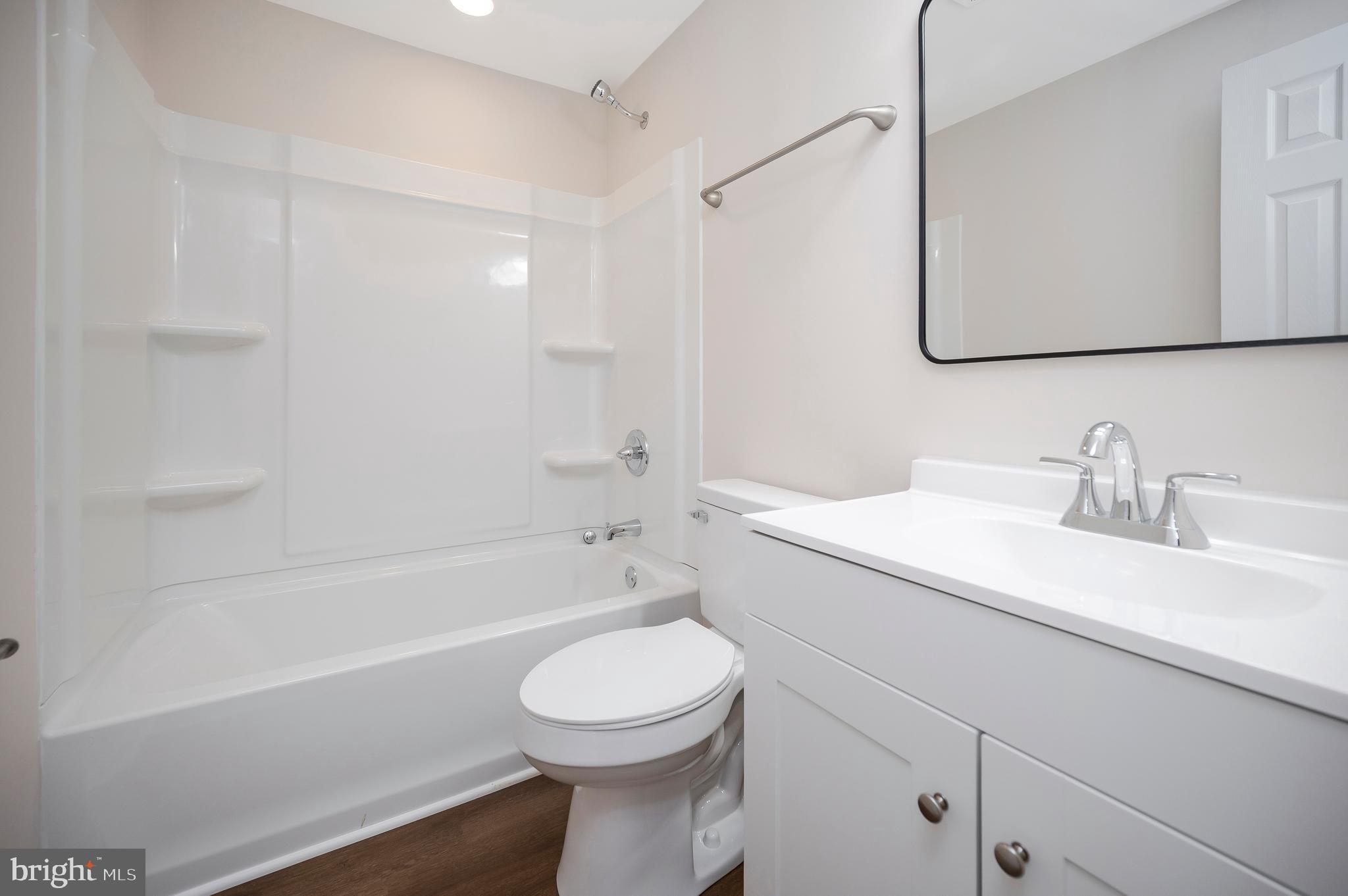 LITTLE ACRES - Residential