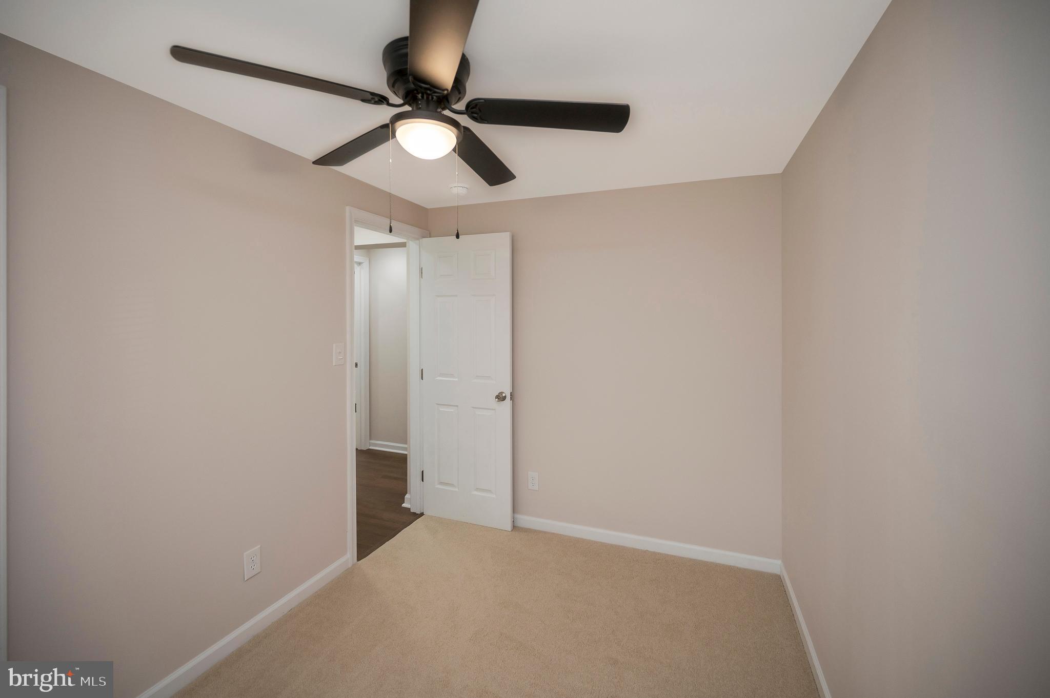 LITTLE ACRES - Residential