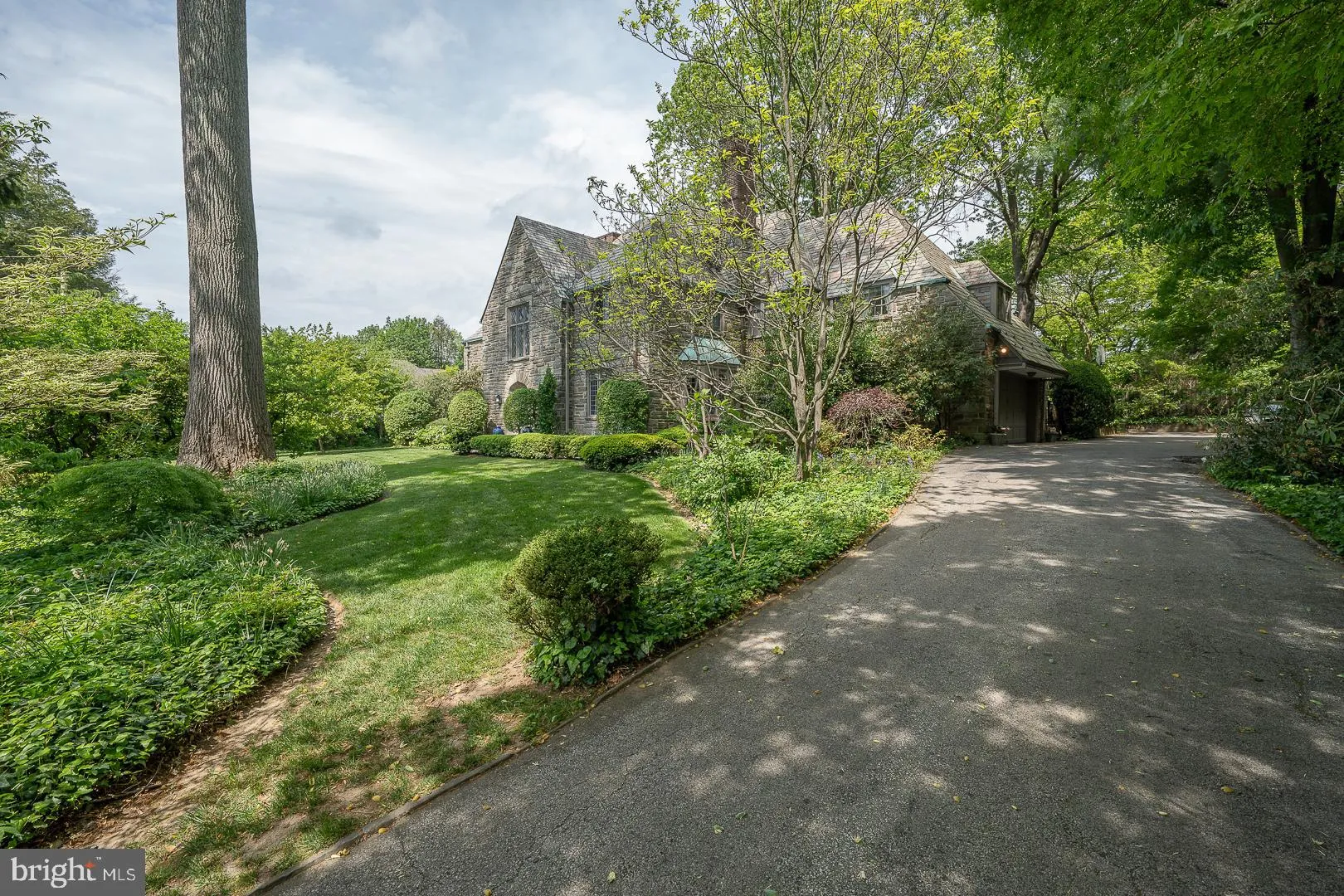 Merion Station, Pennsylvania 19066, United States, 6 Bedrooms Bedrooms, ,5 BathroomsBathrooms,Residential,Active,128675