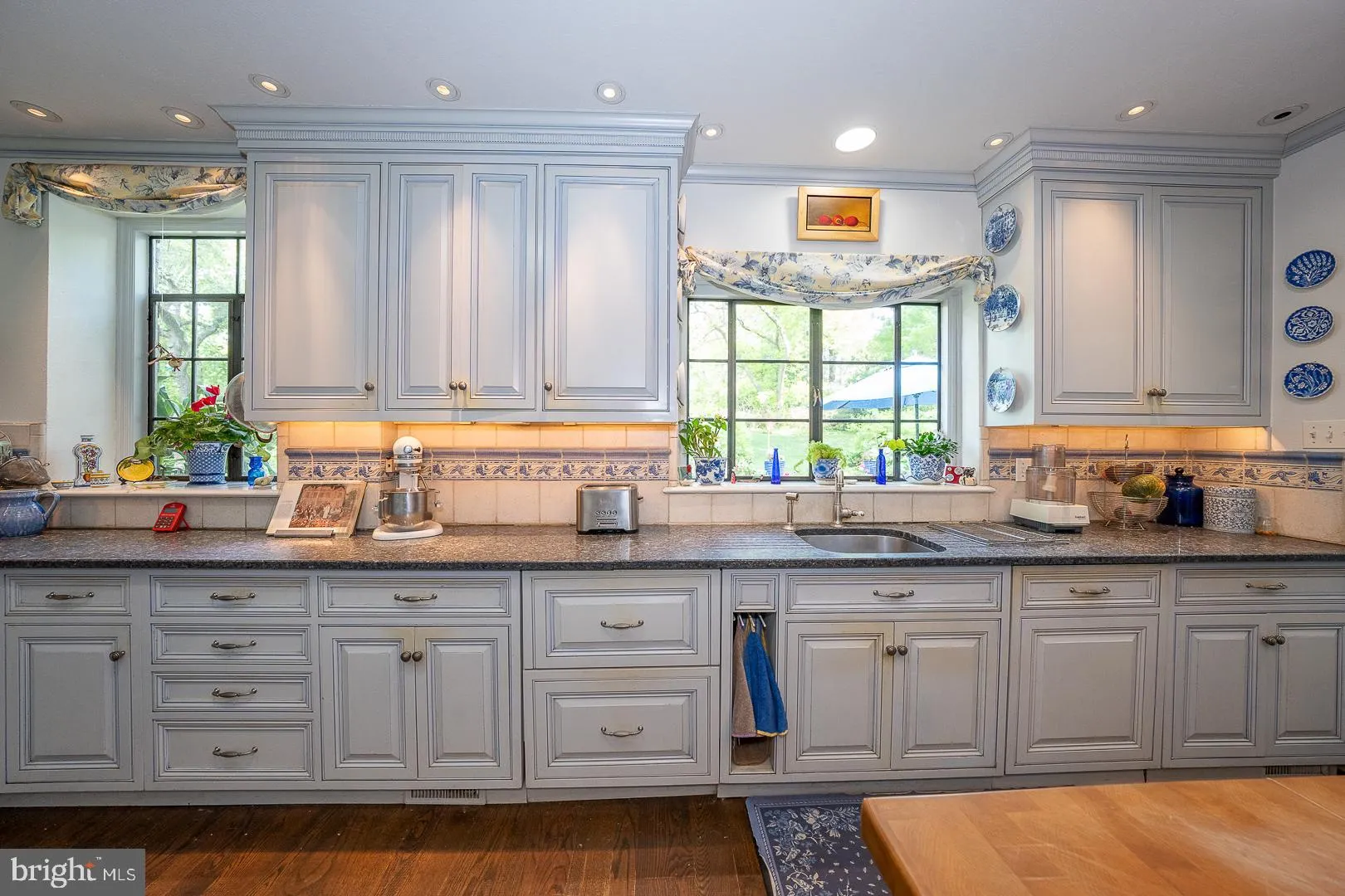 Merion Station, Pennsylvania 19066, United States, 6 Bedrooms Bedrooms, ,5 BathroomsBathrooms,Residential,Active,128675