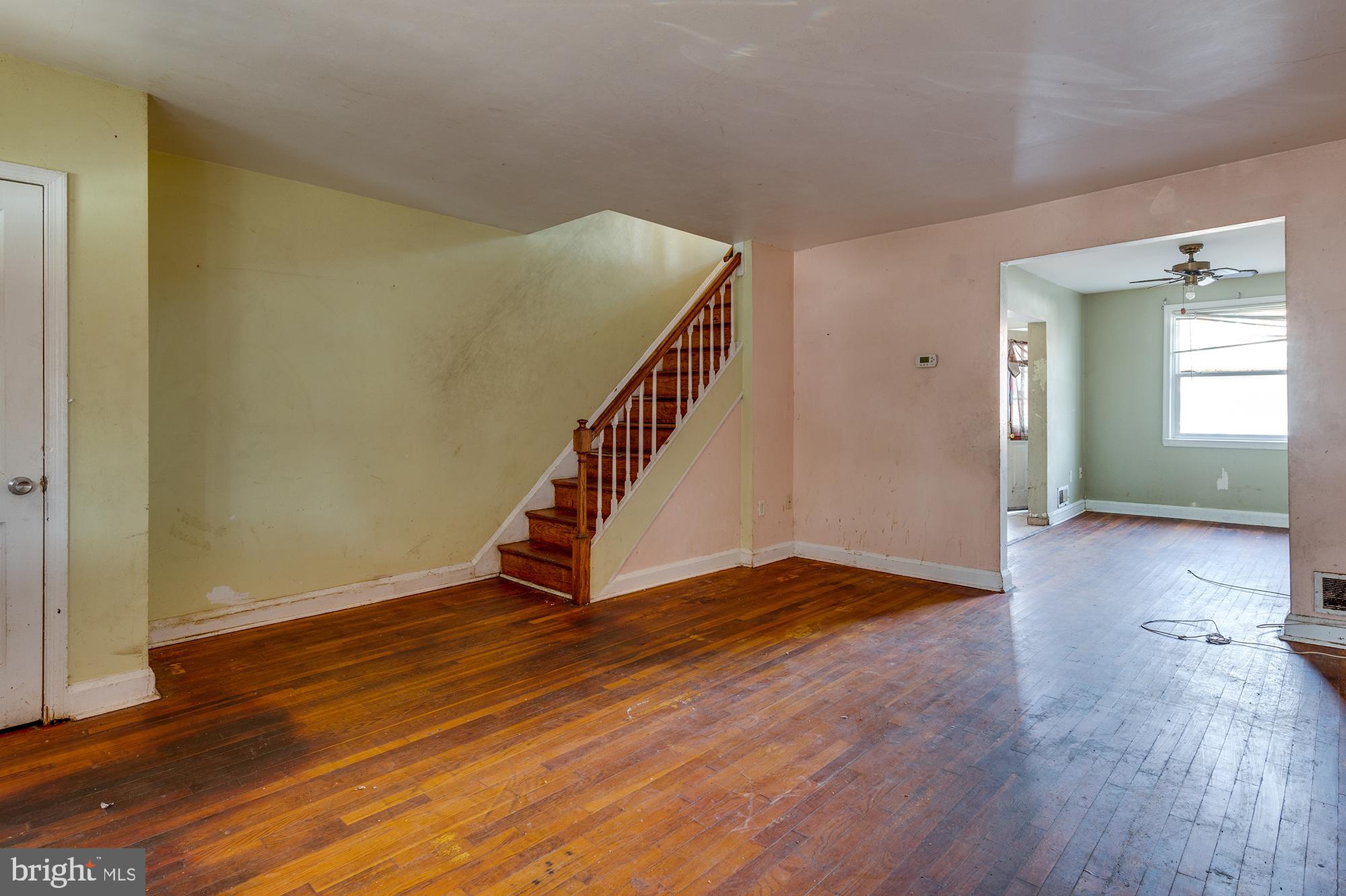 MULTIPLE OFFERS DUE NOVEMBER 16TH, 6PM. West Inverness investment opportunity now available. Renovated prior to the latest tenants, the house has many updates (home is freshly out of eviction - previously rented for $1530 per month.) Sold as-is. Ground rent to be verified by the buyer.