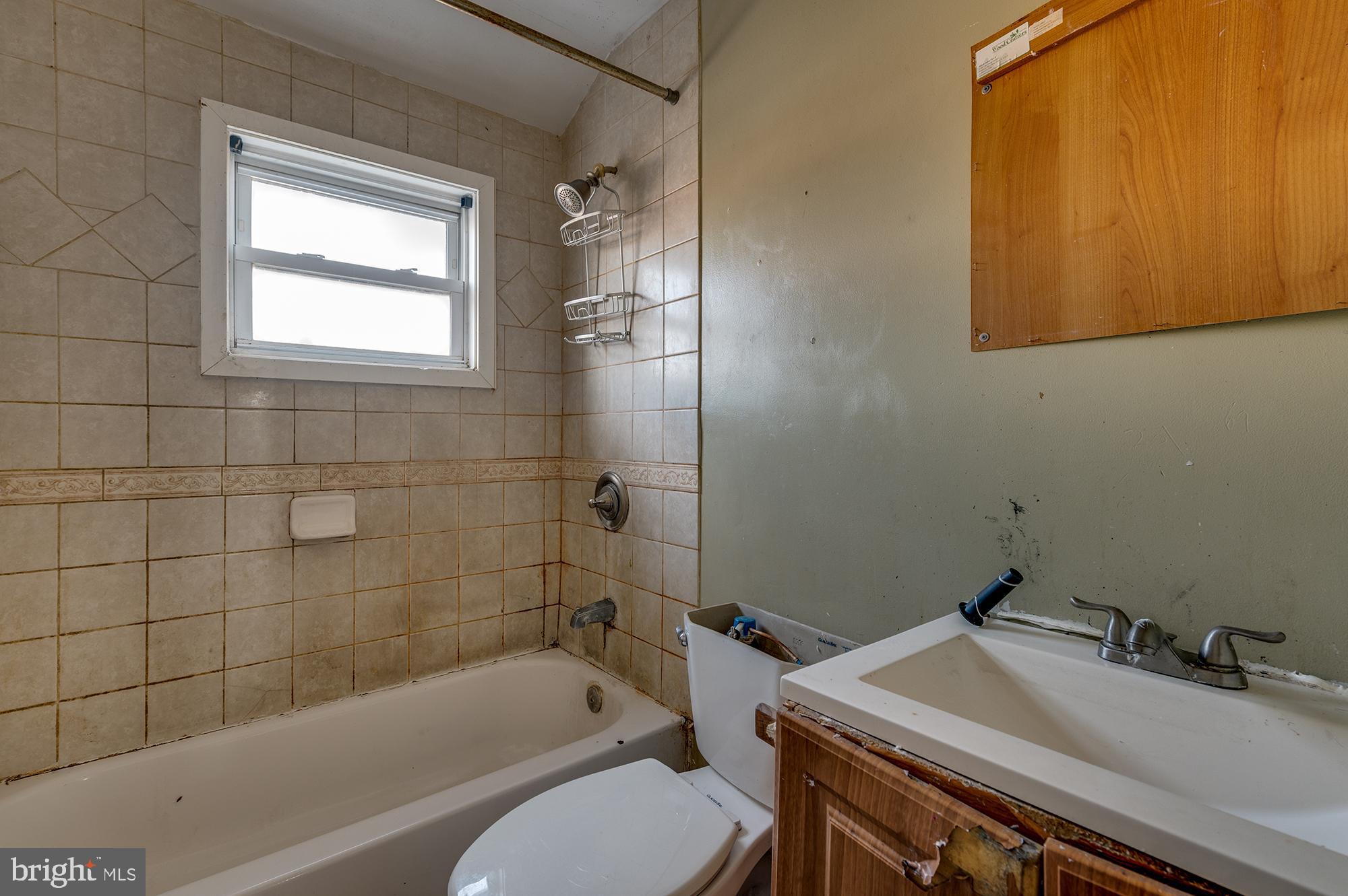 WEST INVERNESS - Residential