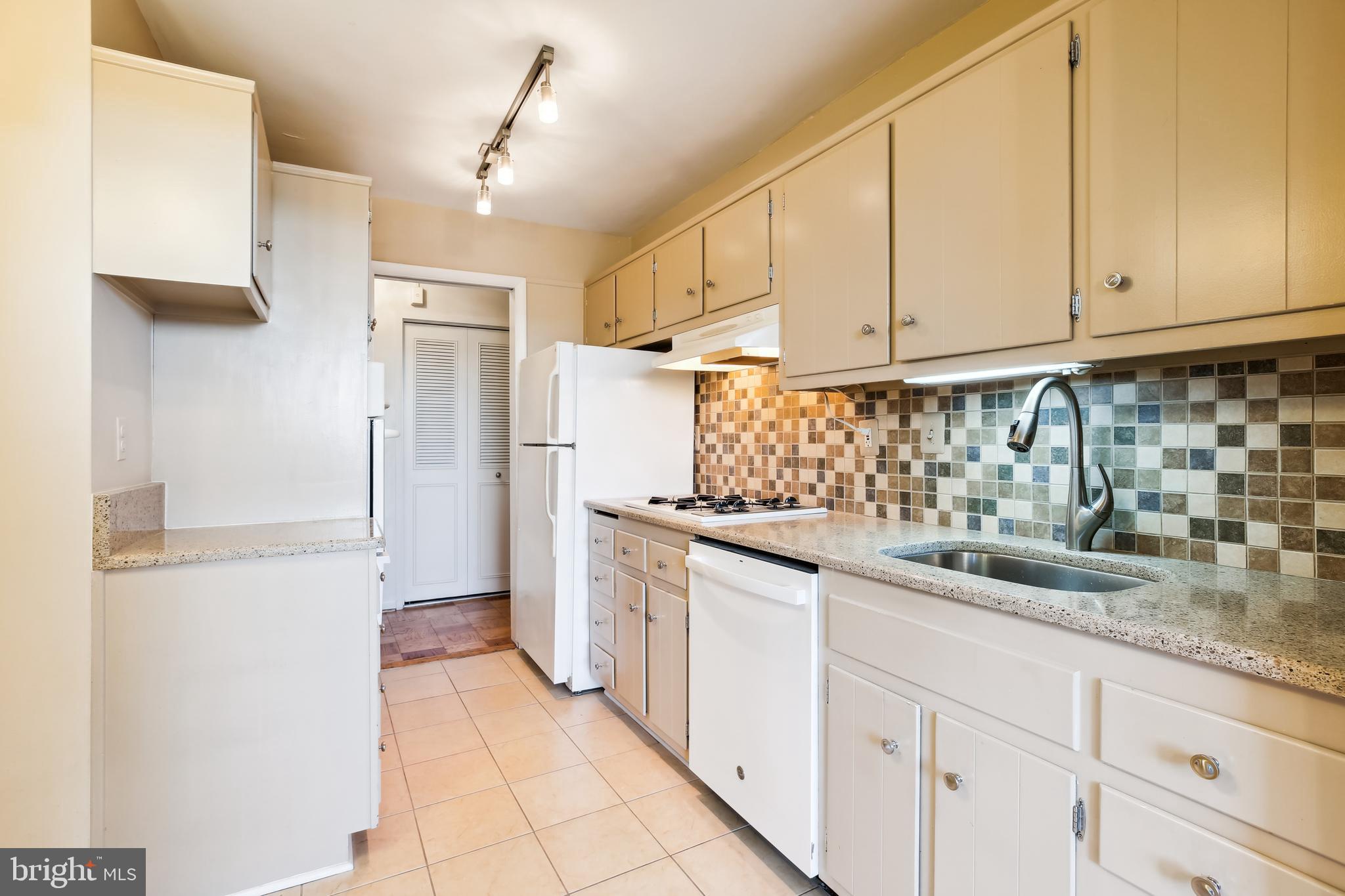 GROSVENOR PARK - Residential