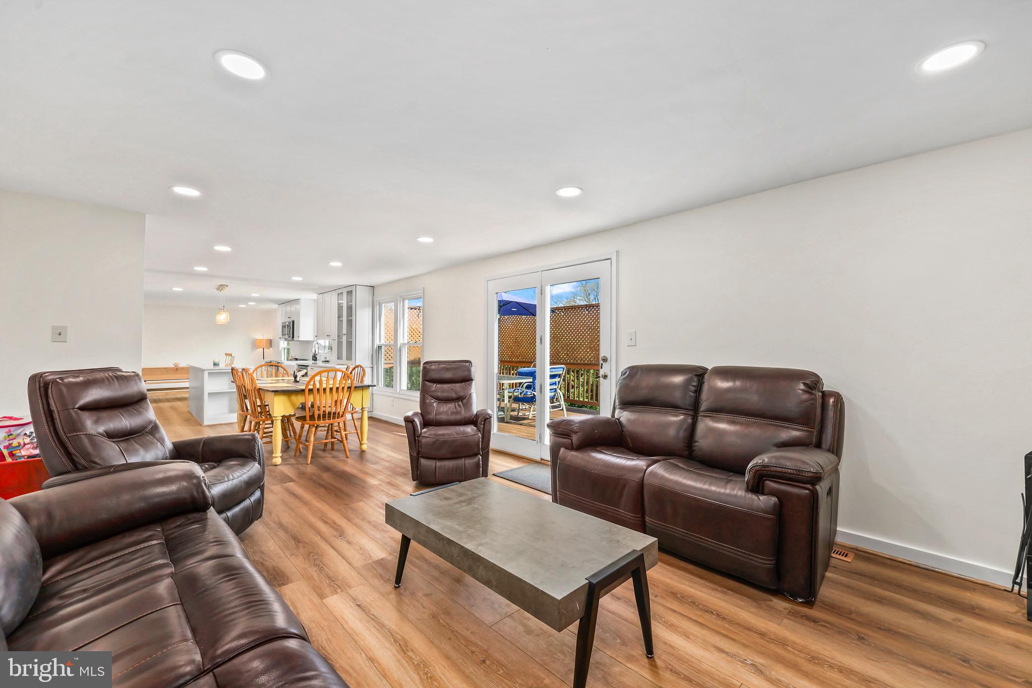 XANADU ESTATES - Residential