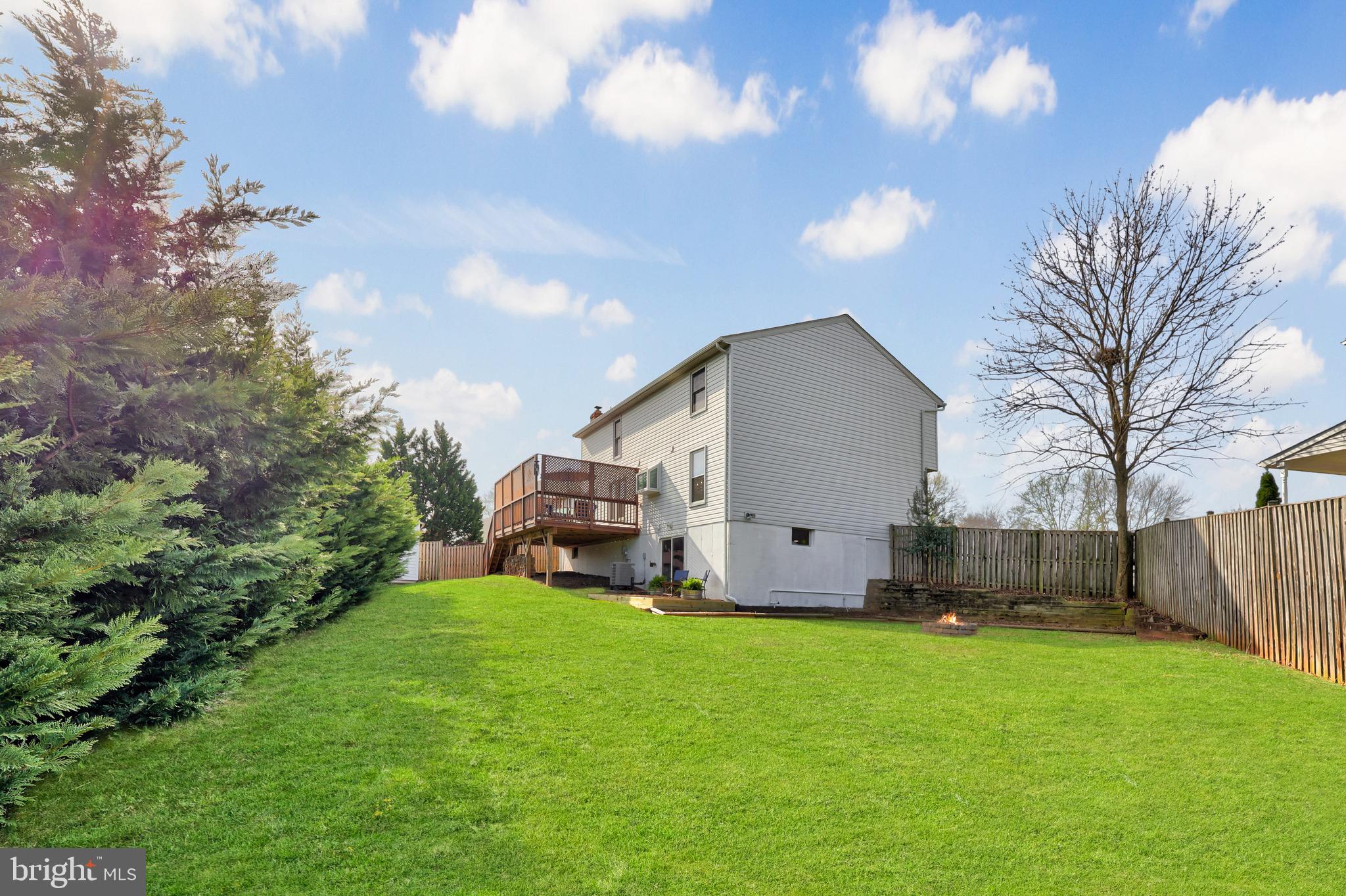 XANADU ESTATES - Residential