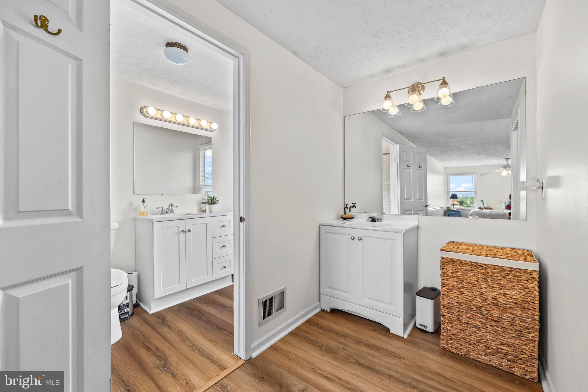 XANADU ESTATES - Residential