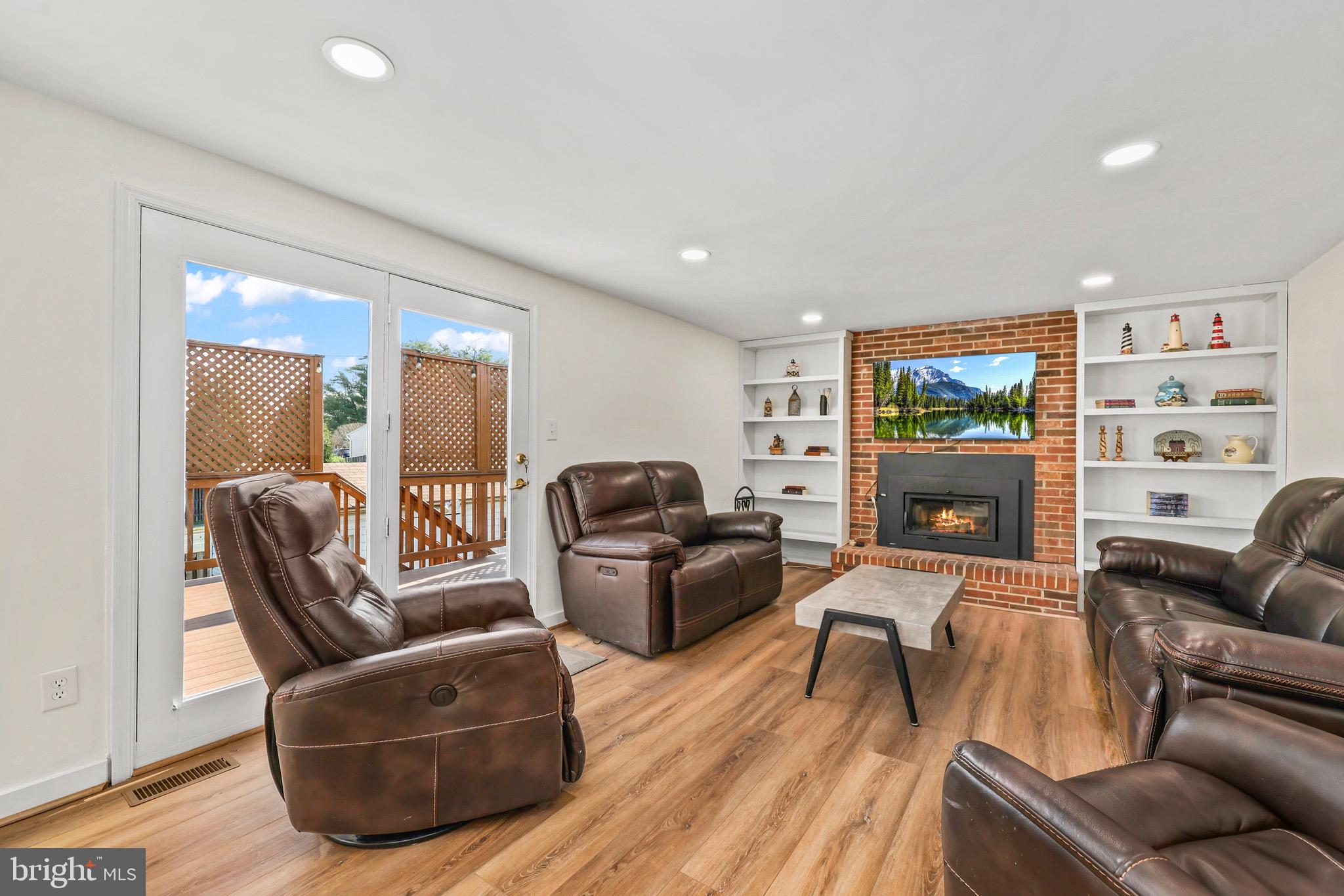 XANADU ESTATES - Residential