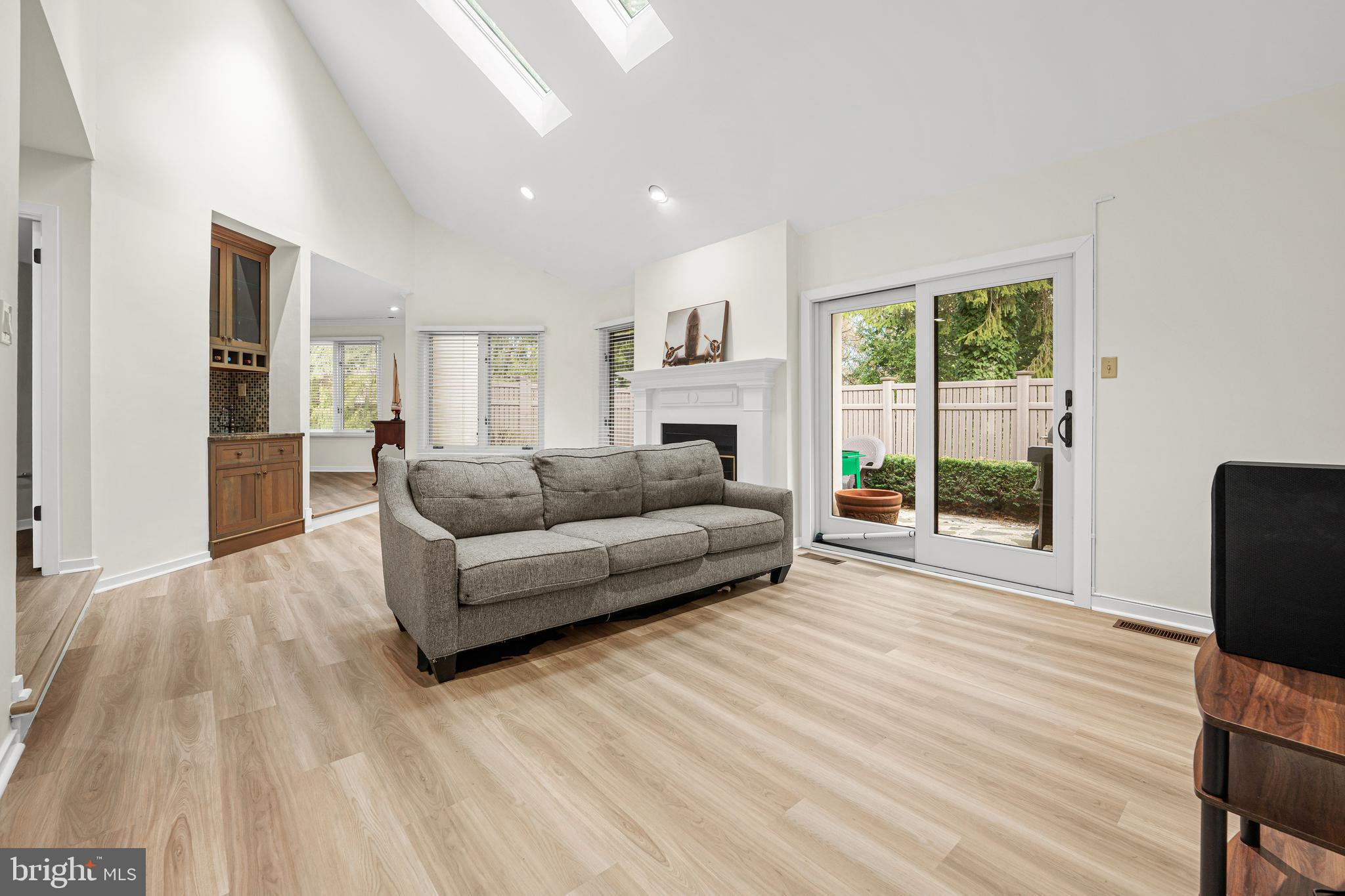 BRYN MAWR - Residential