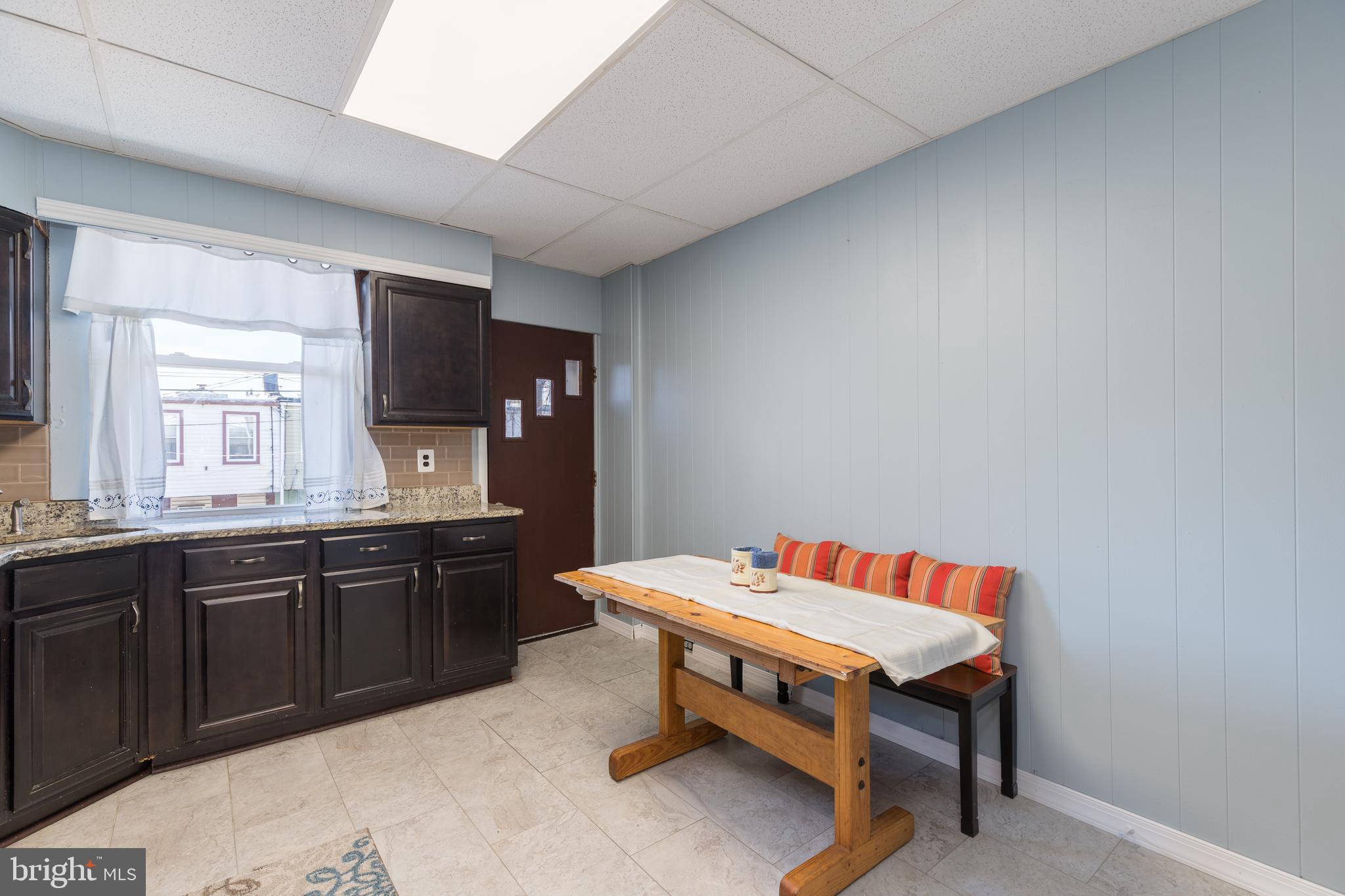 GREEKTOWN - Residential