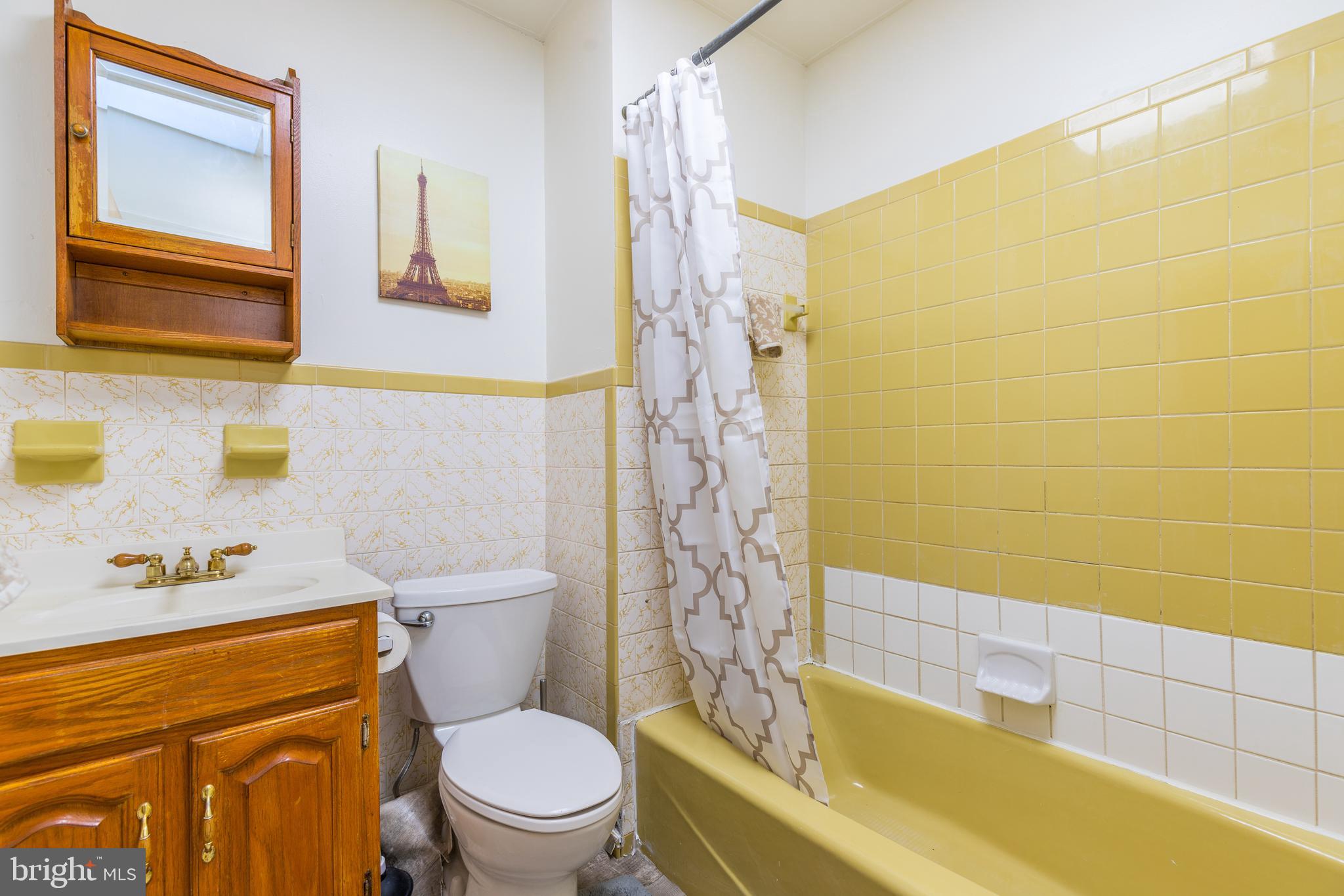 GREEKTOWN - Residential