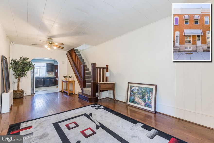 PRICE Improvement!!!Move in ready home in GreekTown.   Featuring an open living + dining area with hardwood floors.   Updated eat in kitchen with stainless appliances and loads of cabinet + counter space.  Three upper level bedrooms with a full bath. The  finished lower level is ideal for an in law suite or rent it out Convenient to the new shops at YARD 56, Bayview Hospital,95 and all city living has to  offer. This home is perfect for first time home buyer.