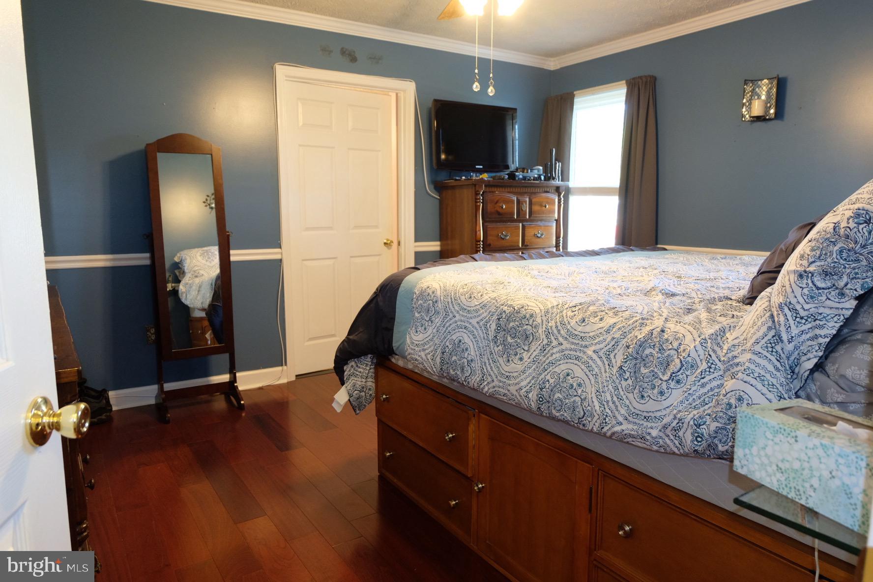 ELBRIDGE ESTATES - Residential Lease