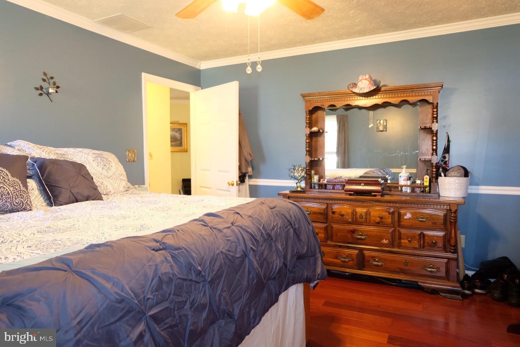 ELBRIDGE ESTATES - Residential Lease