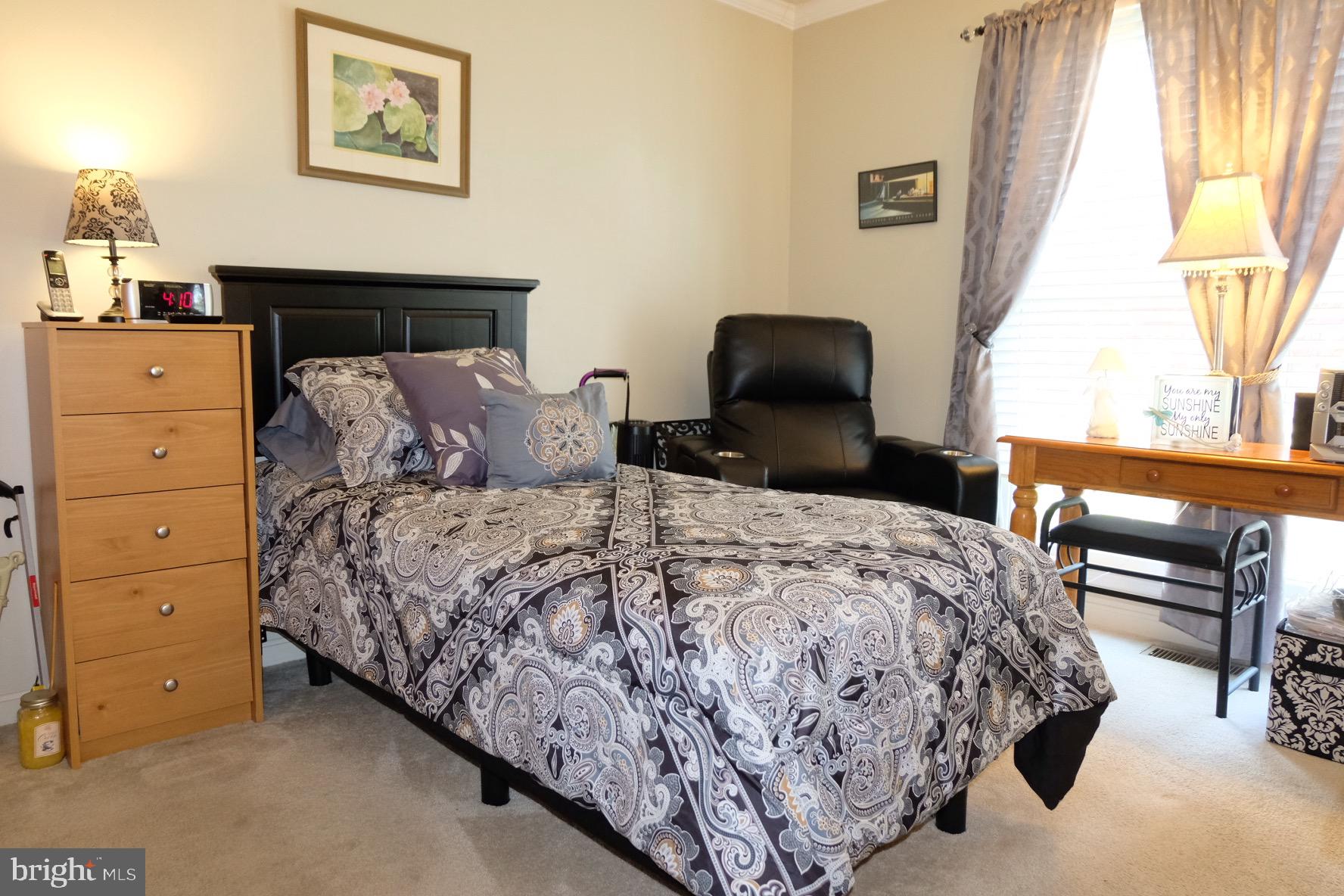 ELBRIDGE ESTATES - Residential Lease