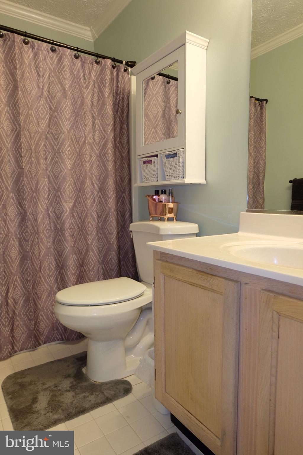 ELBRIDGE ESTATES - Residential Lease