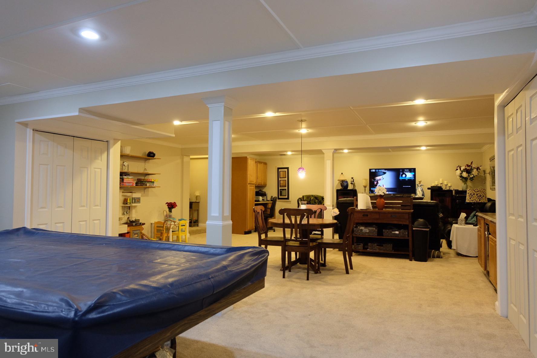 ELBRIDGE ESTATES - Residential Lease