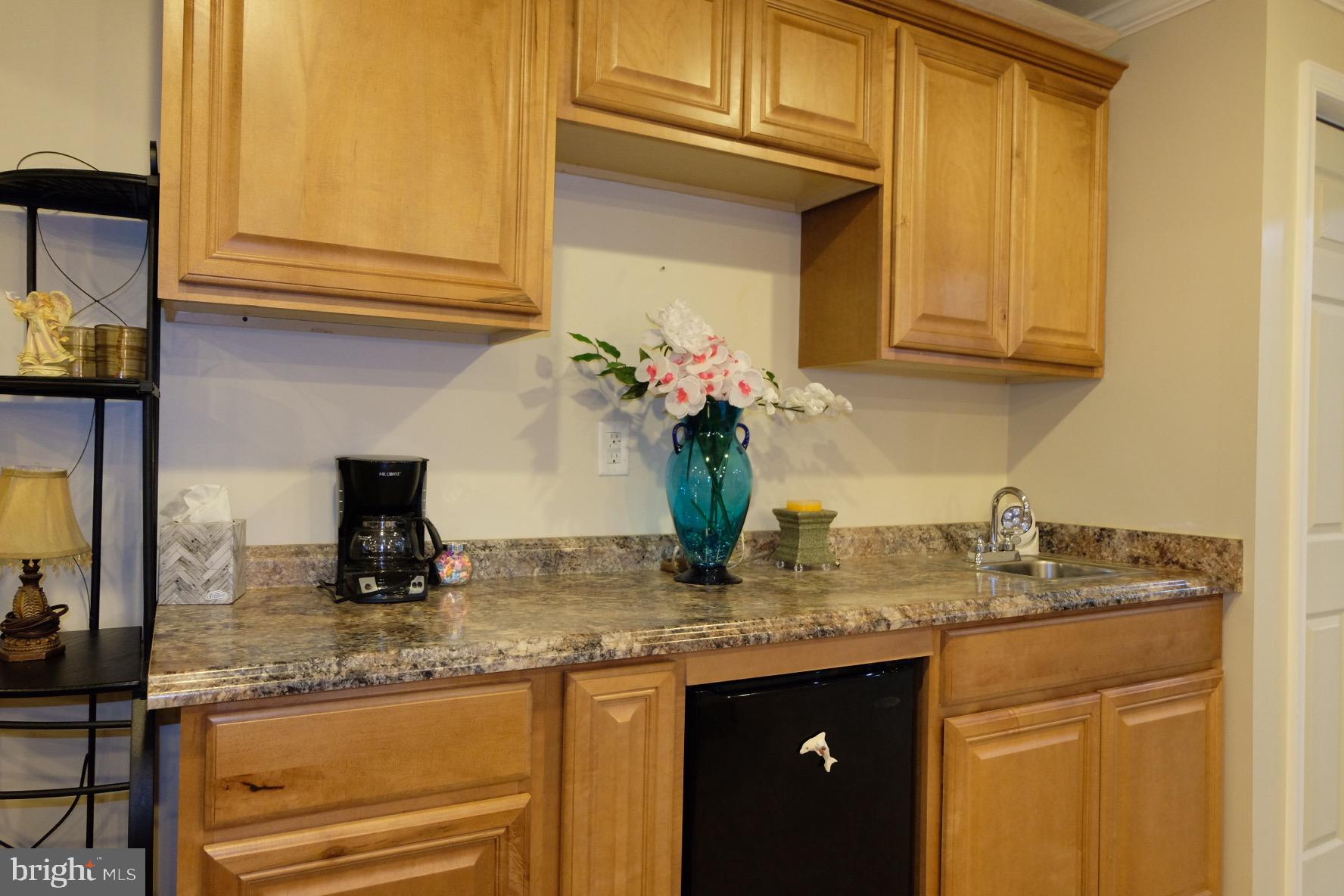 ELBRIDGE ESTATES - Residential Lease