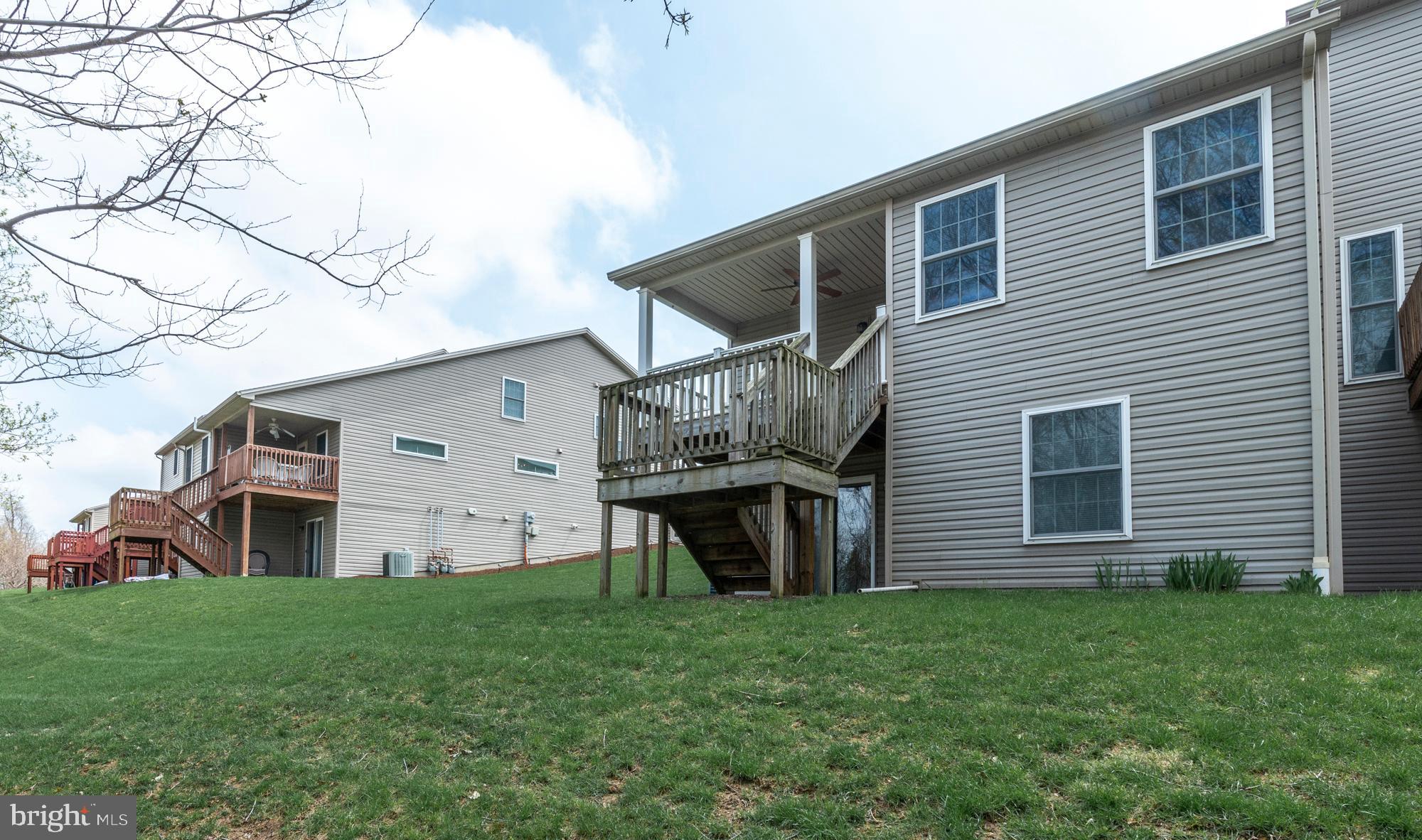 IVY RIDGE - Residential