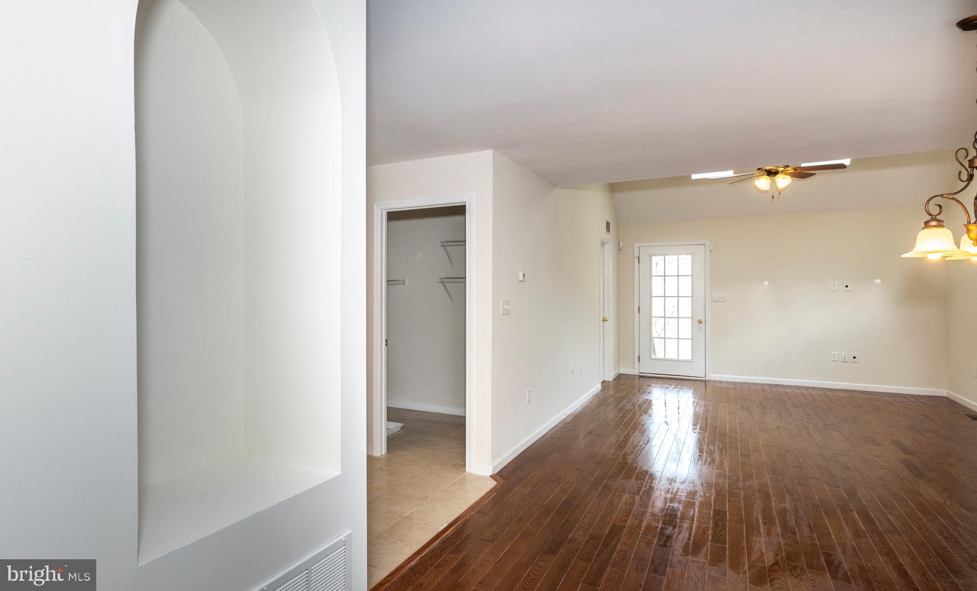 IVY RIDGE - Residential
