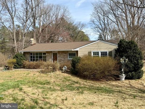 Homes For Sale - 5314 Wendy Road<br/> SYKESVILLE, MD 21784