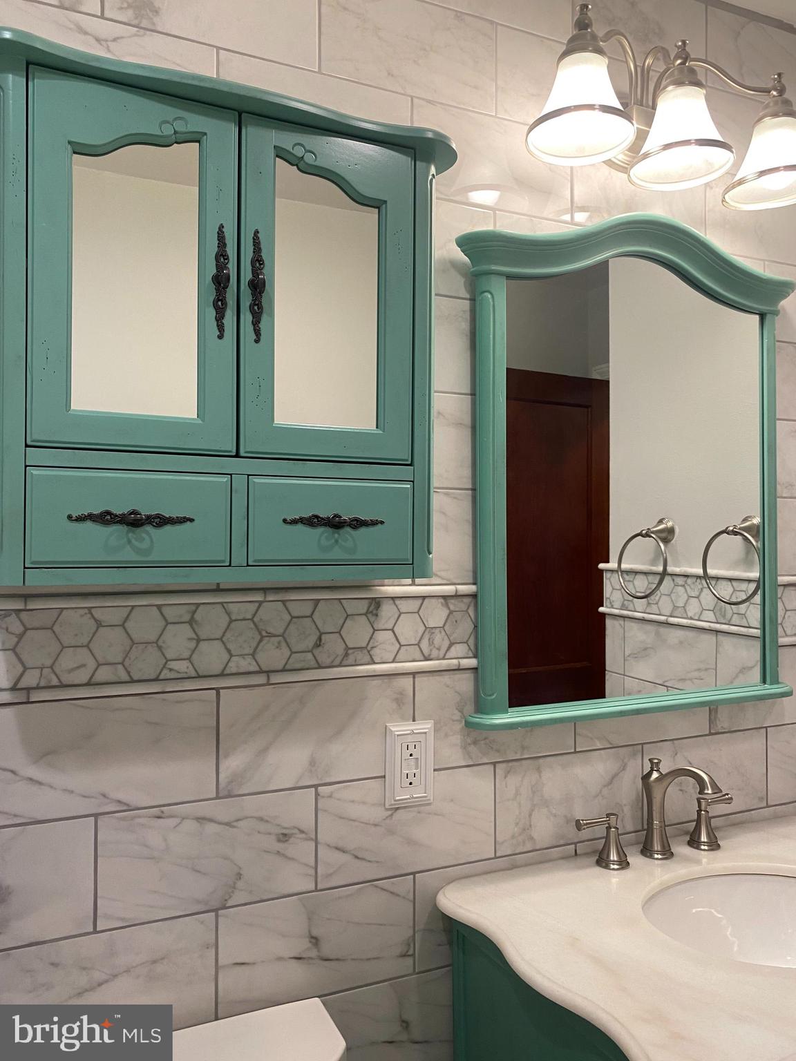 DEERFIELD - Residential Lease