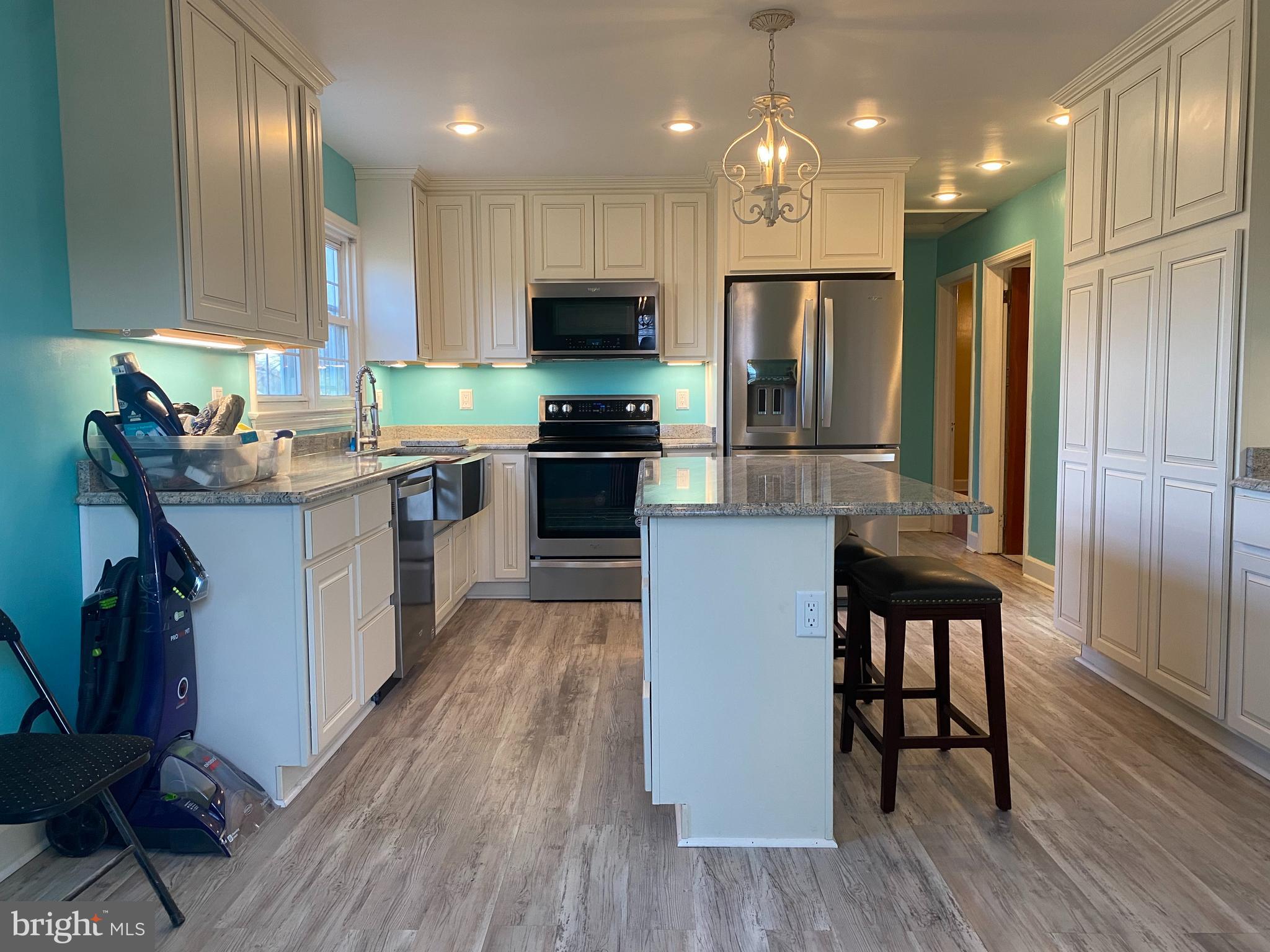 DEERFIELD - Residential Lease