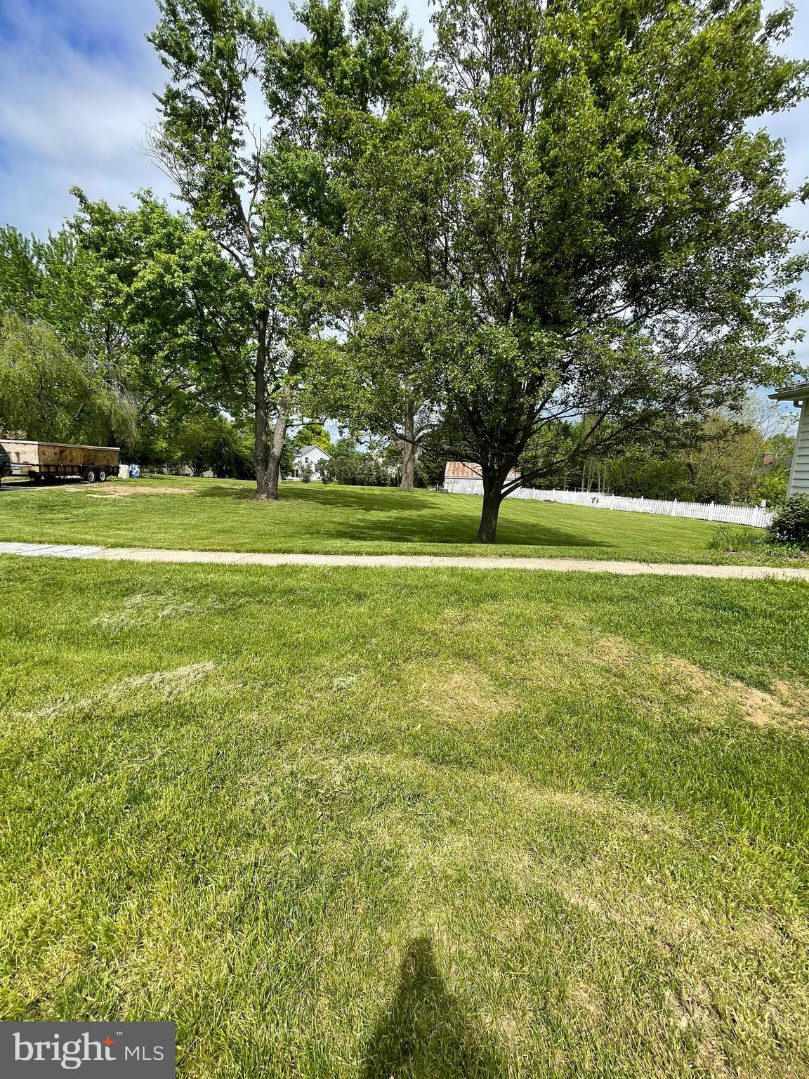 DEERFIELD - Residential Lease