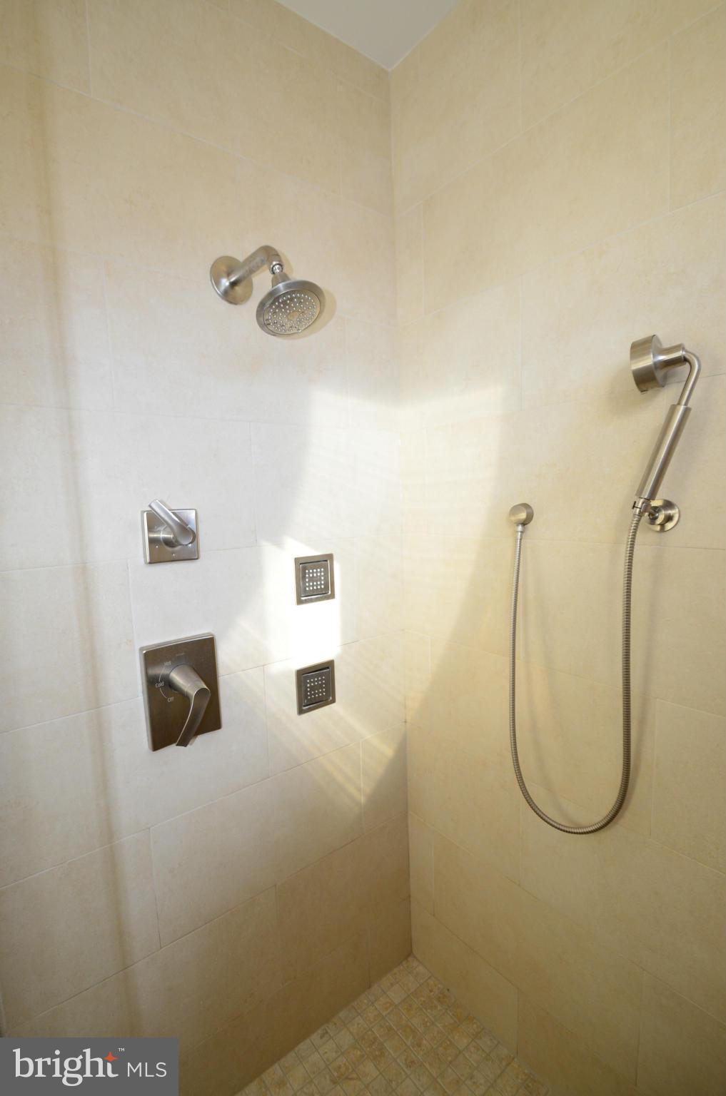 OVERLOOK CLIPPER MILL - Residential