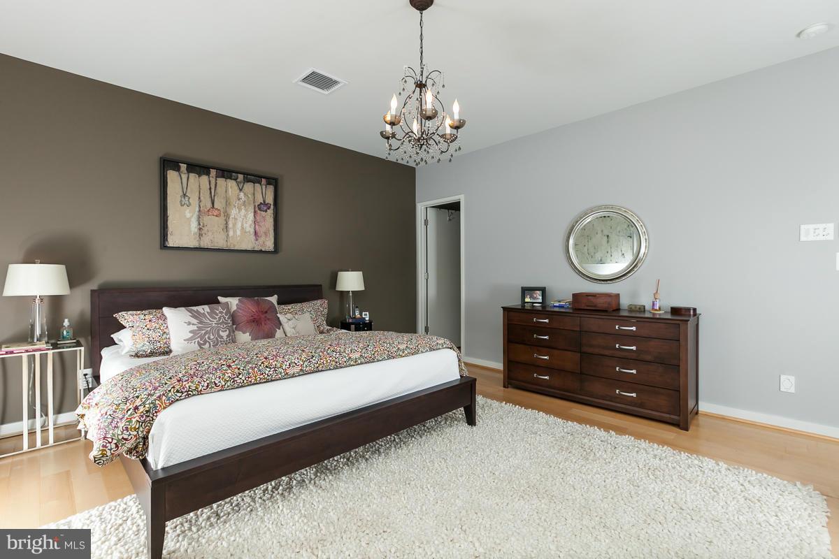 OVERLOOK CLIPPER MILL - Residential