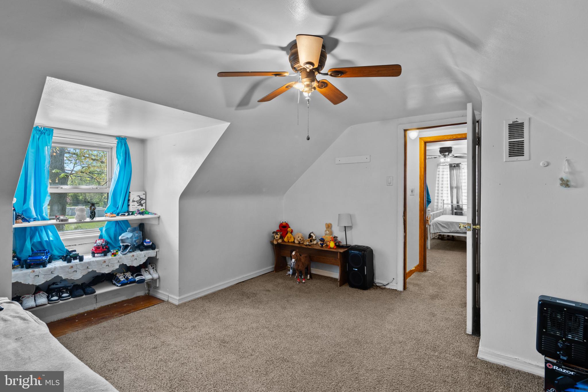 ARUNDEL GARDENS - Residential
