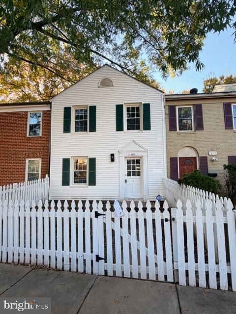 9203 HOOD ROAD MANASSAS VA 20110