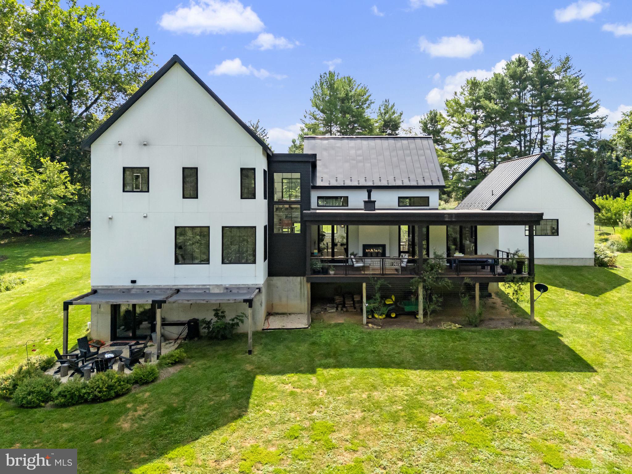 ASPEN HILL - Residential