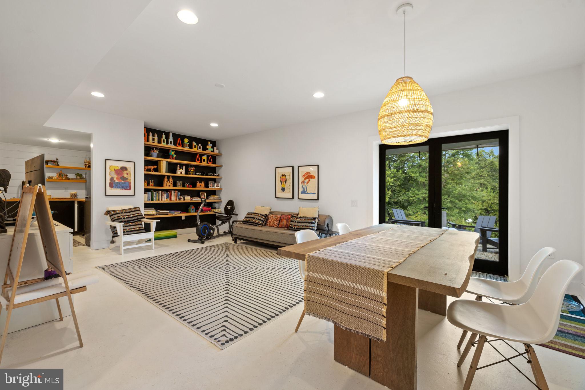 ASPEN HILL - Residential