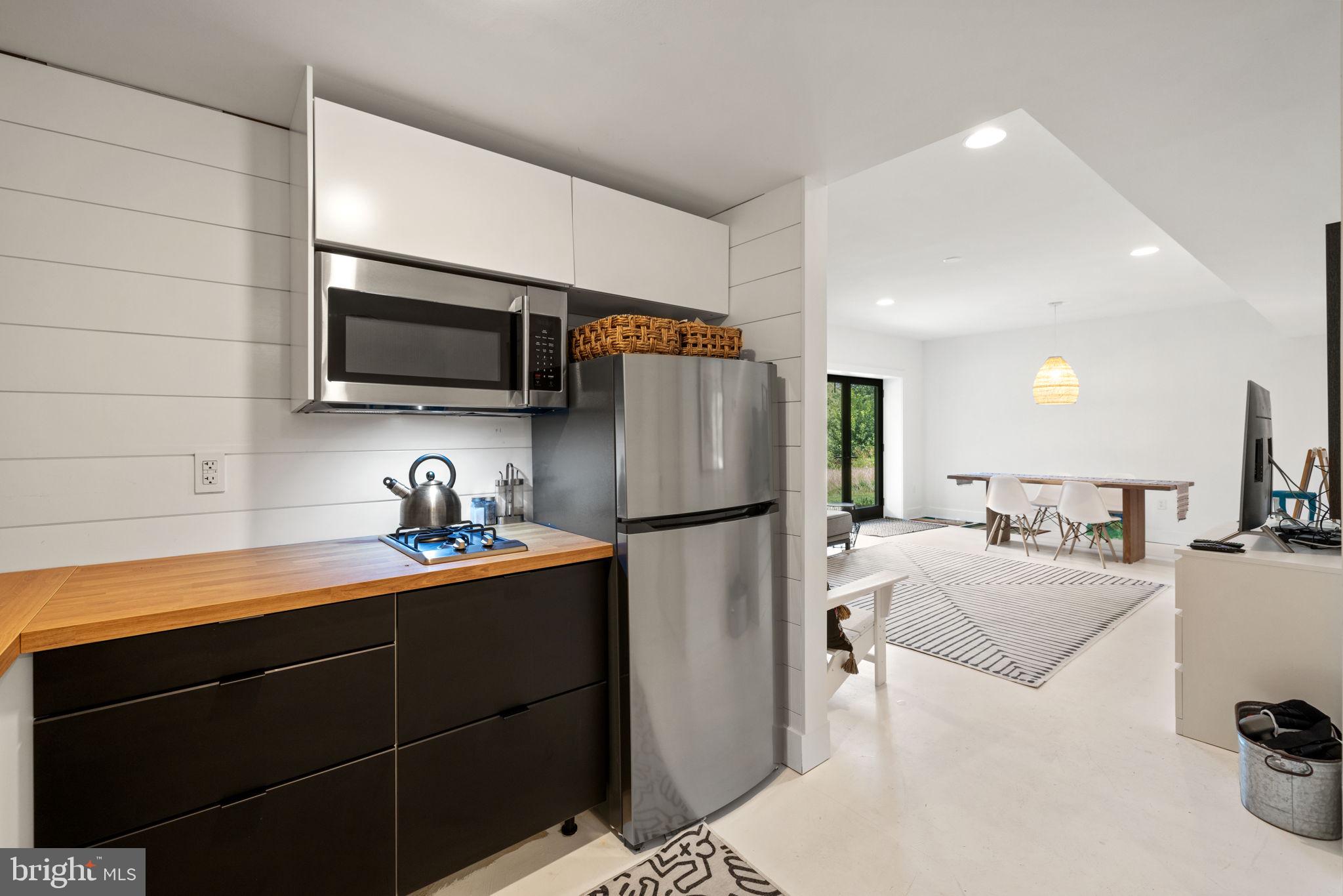 ASPEN HILL - Residential