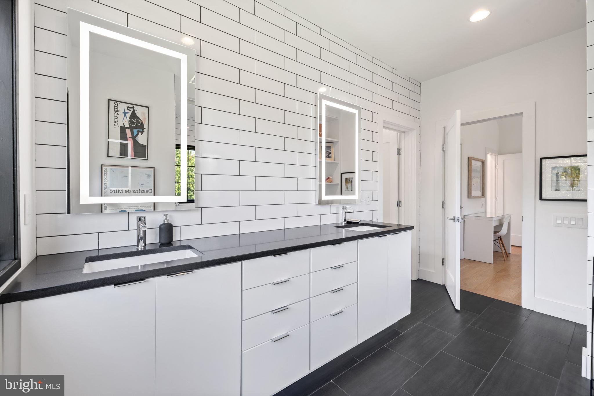 ASPEN HILL - Residential