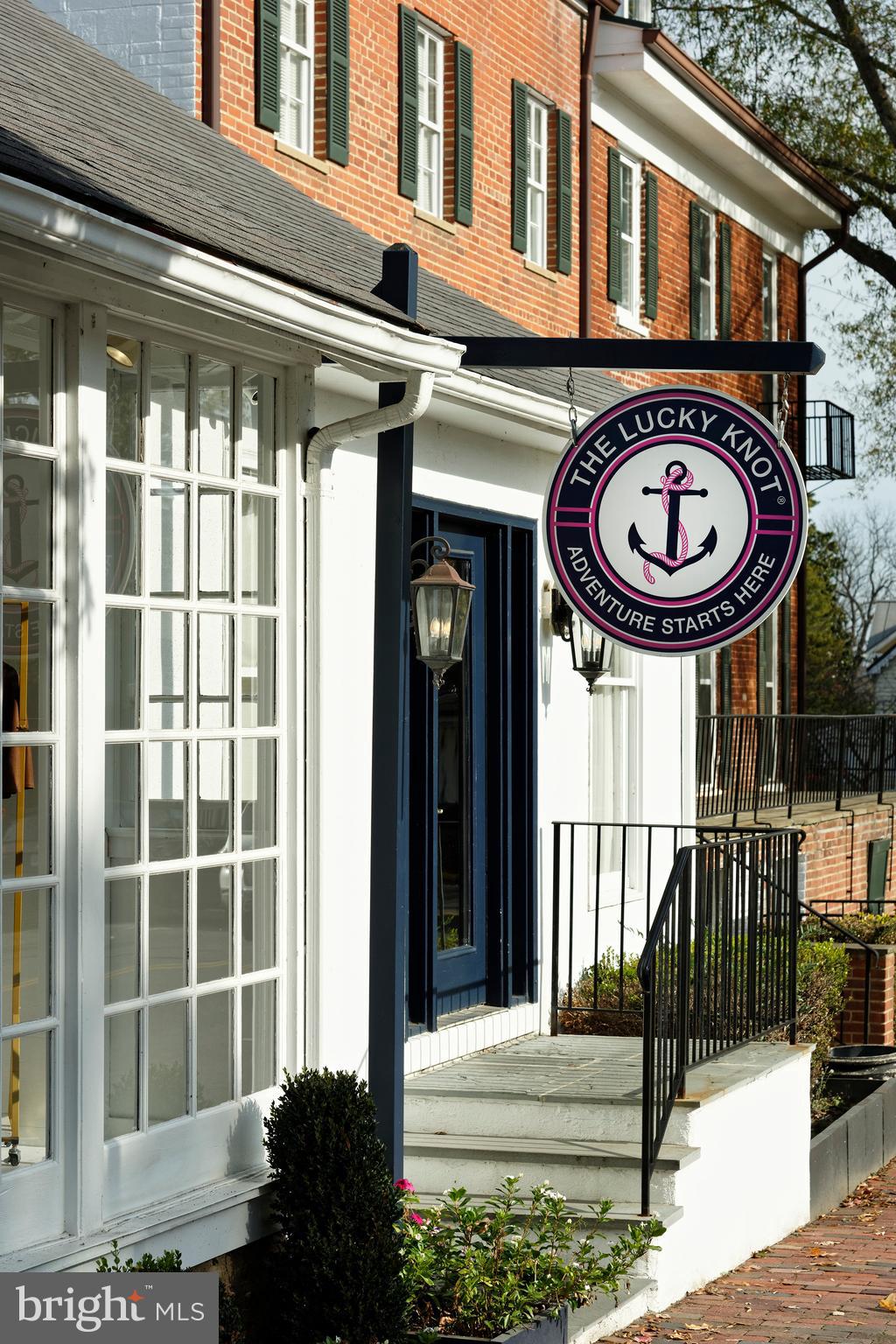 ASPEN HILL - Residential