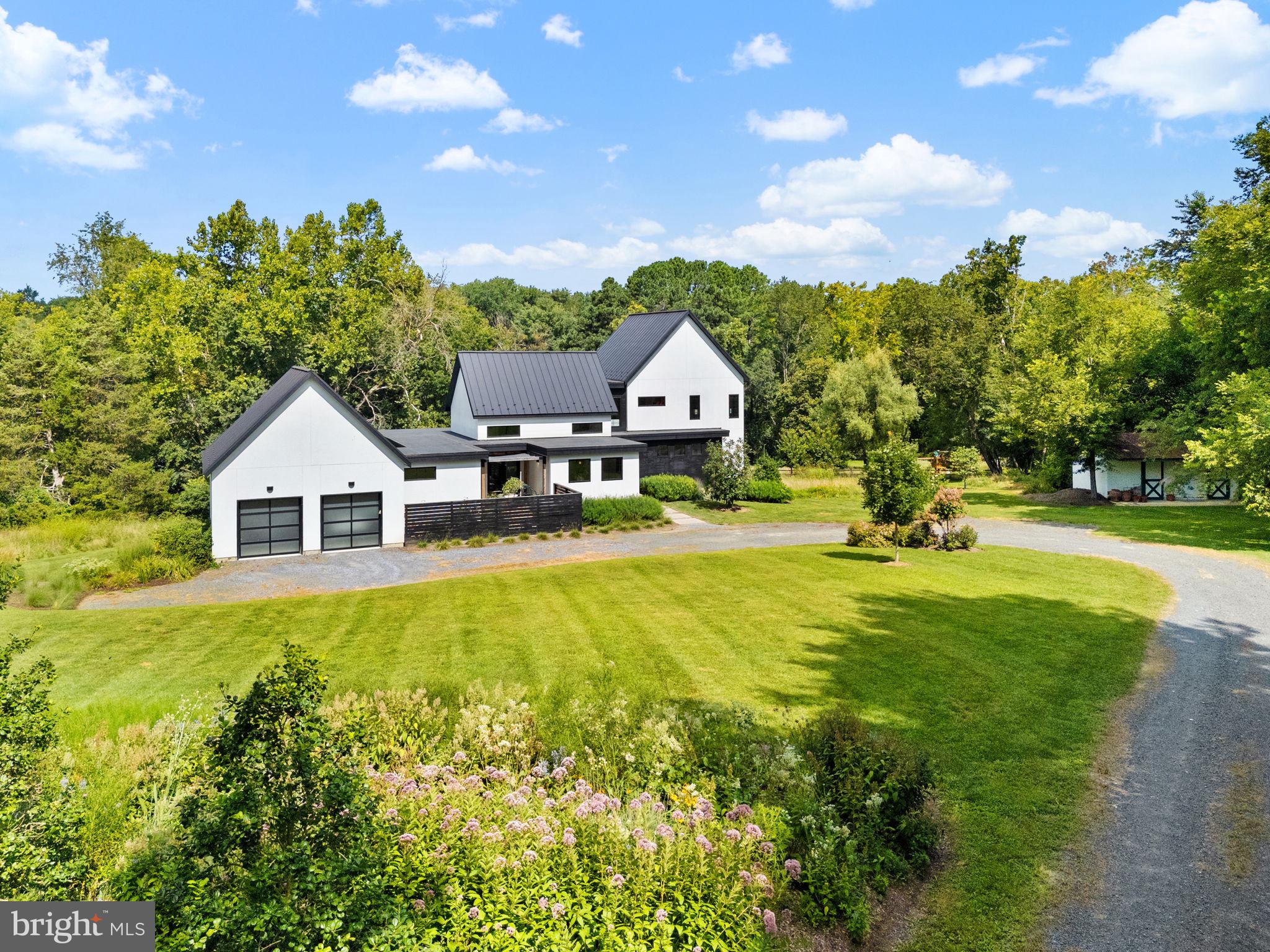 ASPEN HILL - Residential