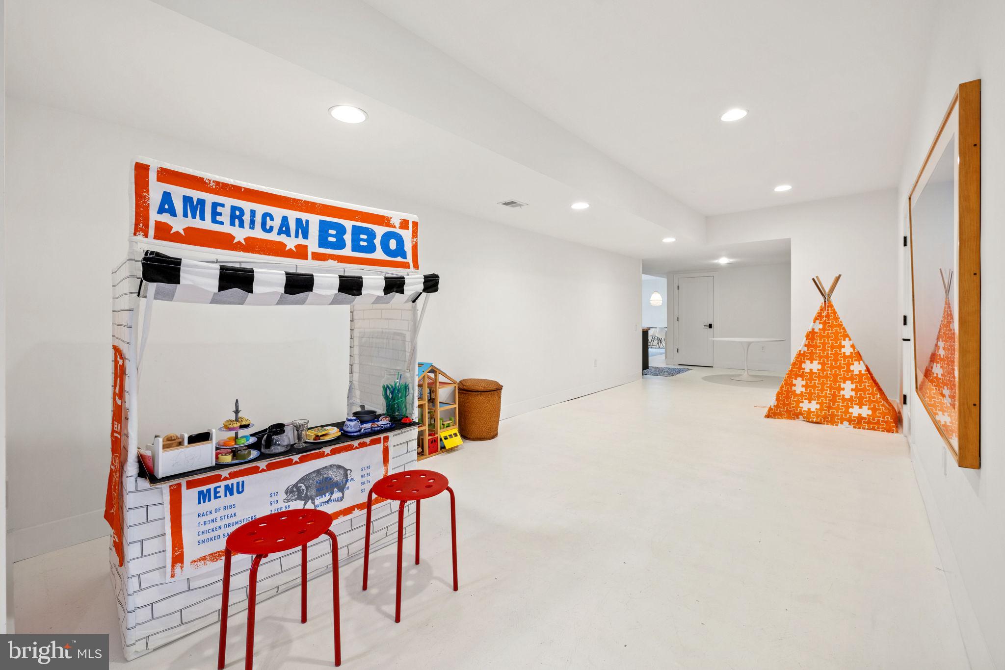 ASPEN HILL - Residential