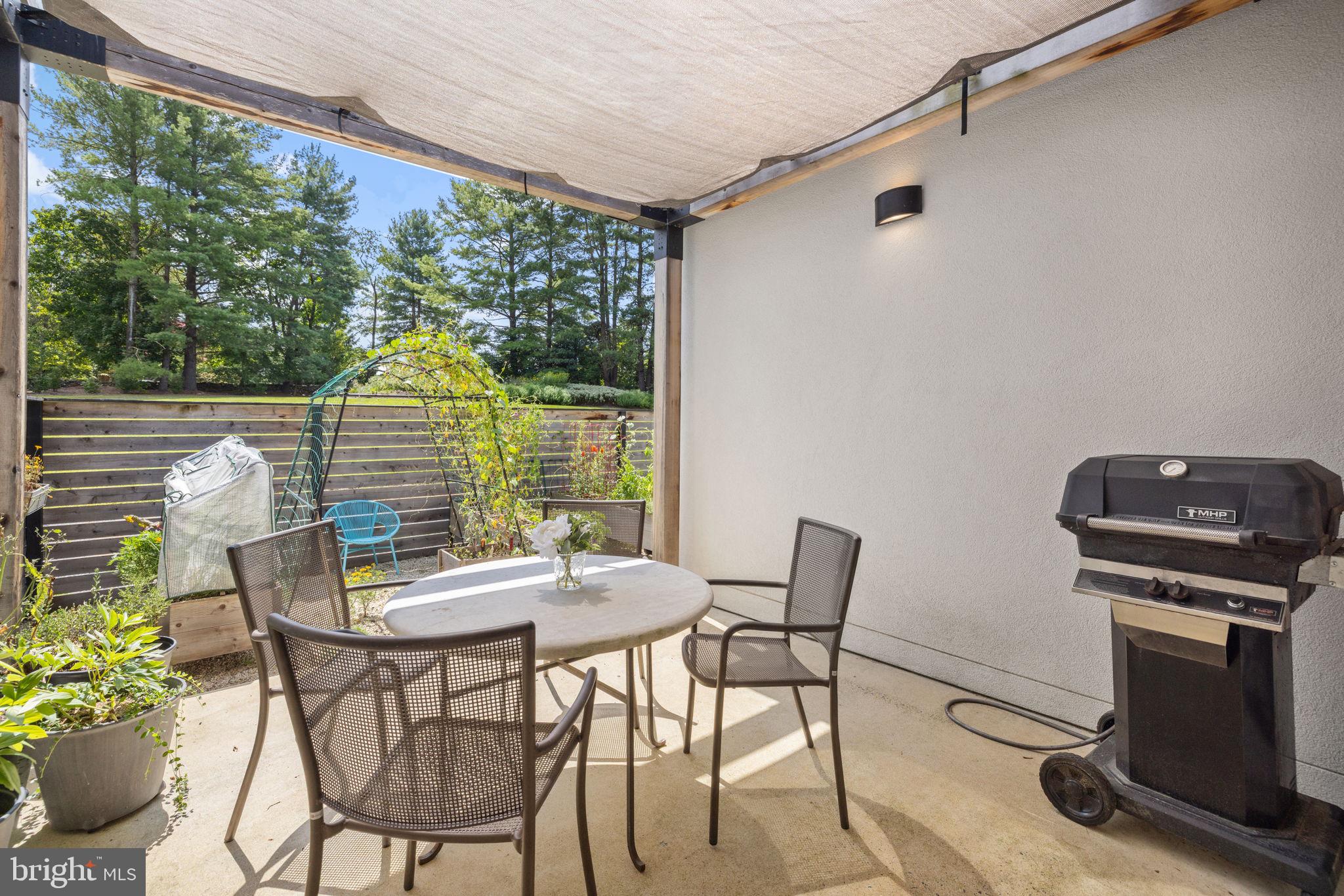 ASPEN HILL - Residential