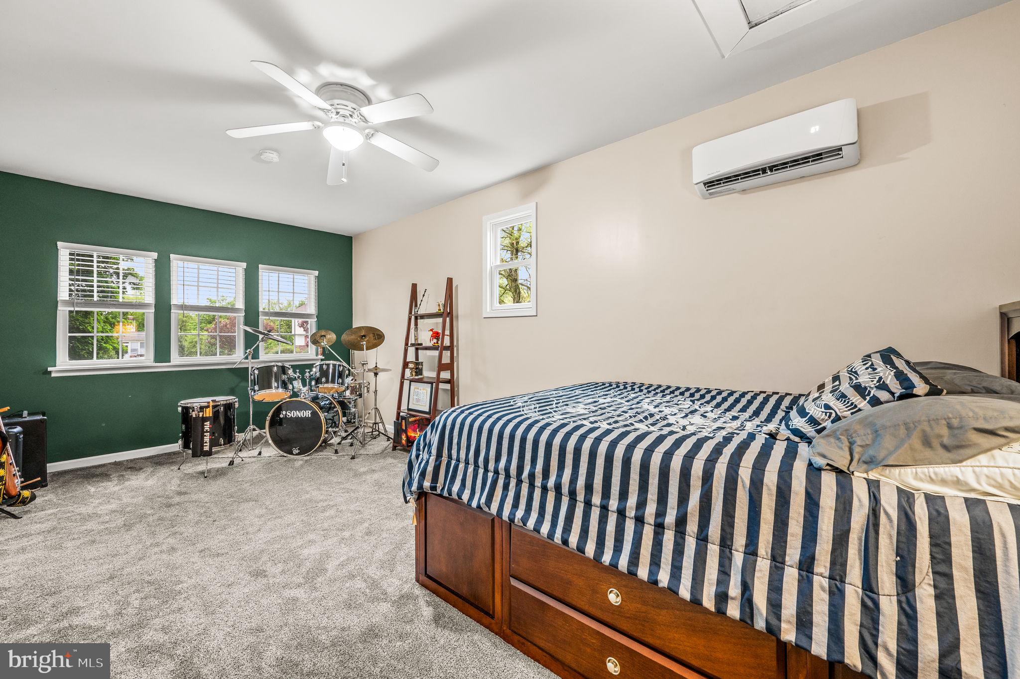 EVERGREEN ACRES - Residential