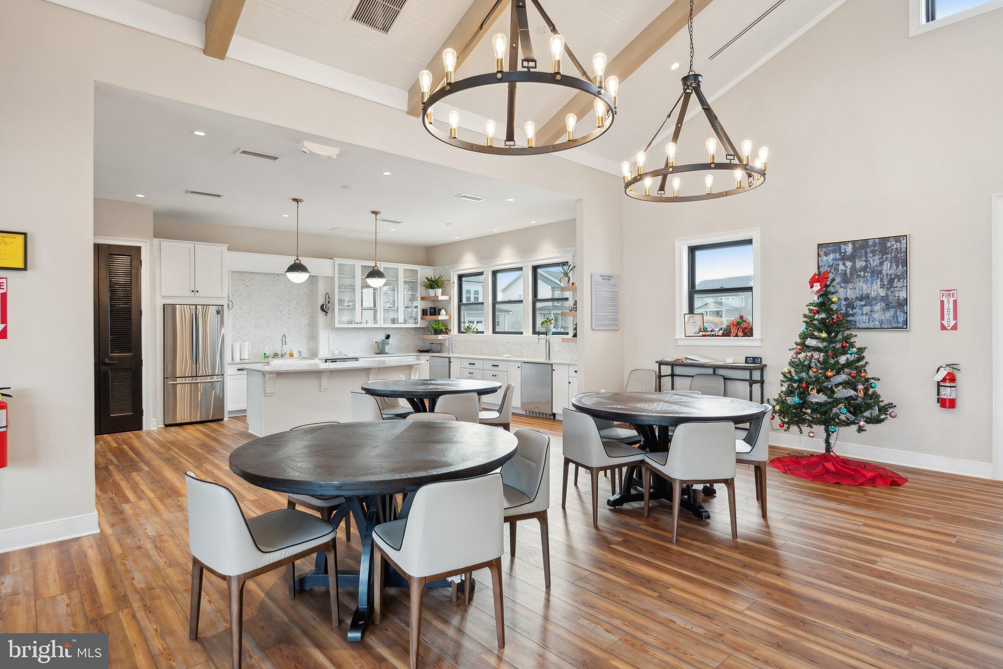 EMBREY MILL - Residential